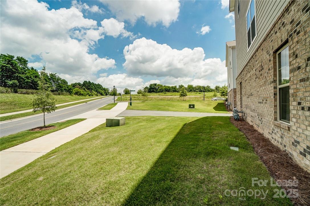 9107 Bluefield Street