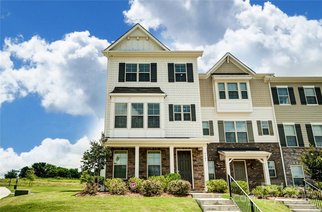 9107 Bluefield Street