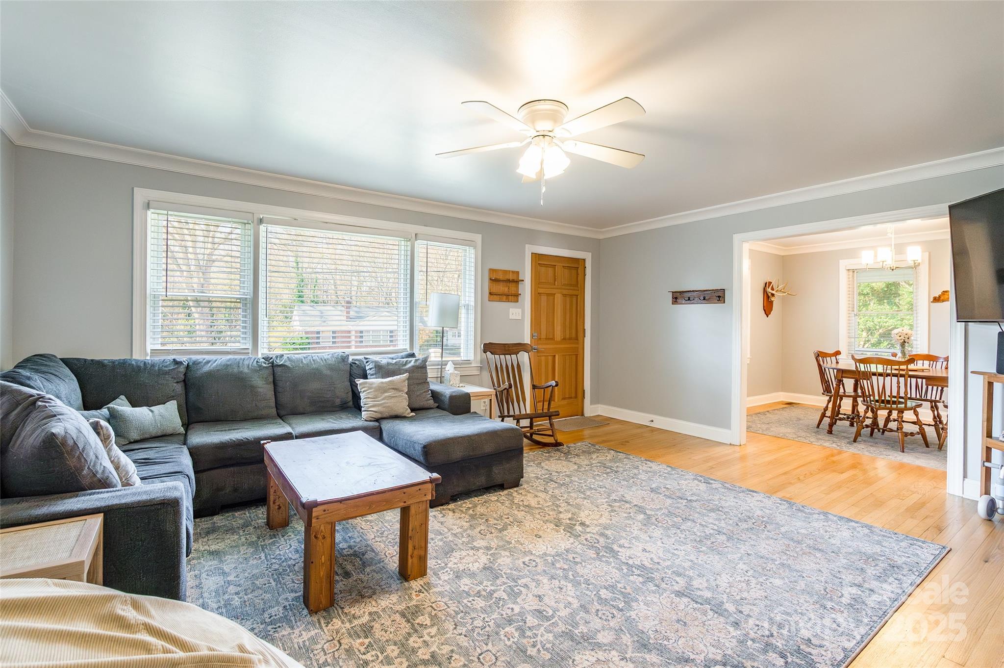 724 Colonial Drive