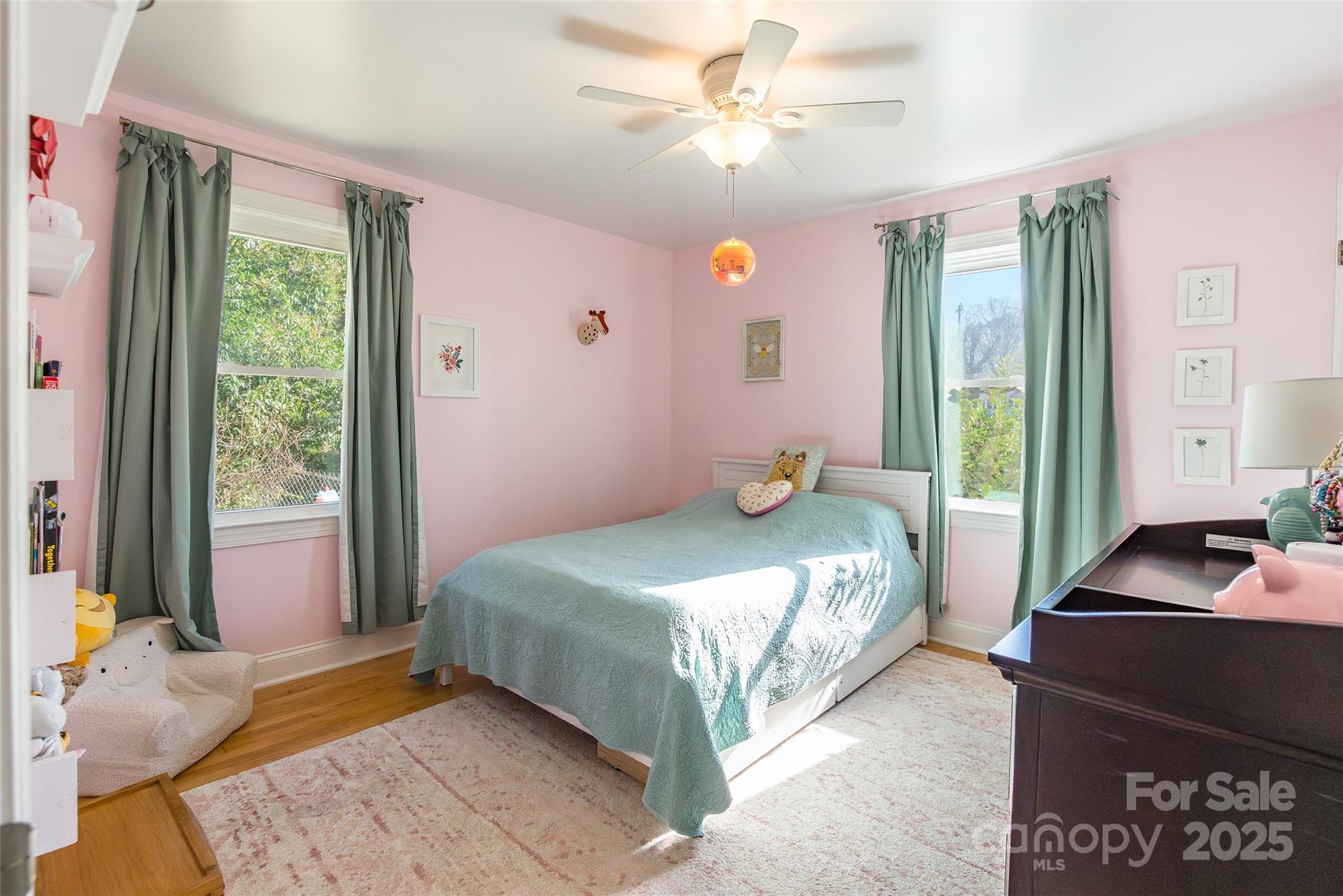 724 Colonial Drive