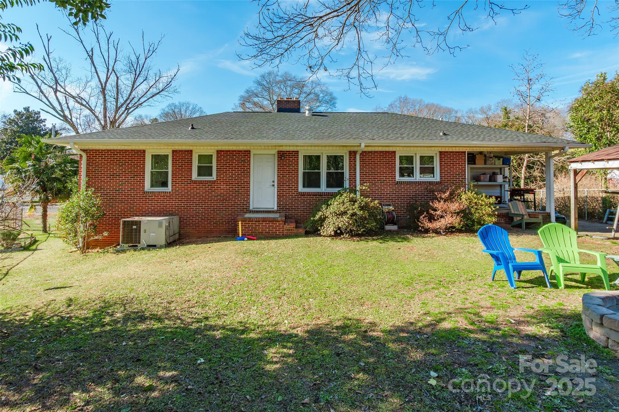 724 Colonial Drive