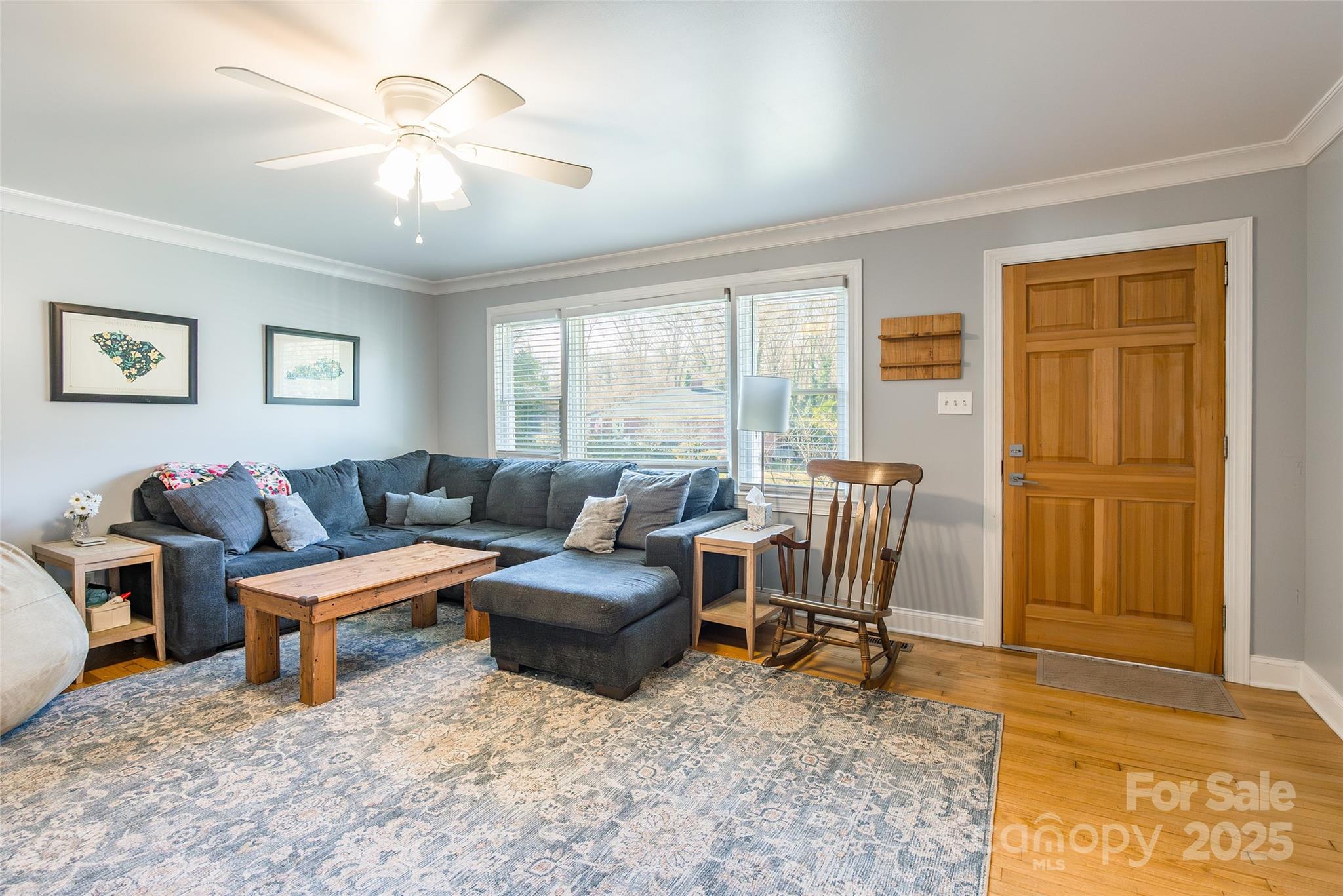724 Colonial Drive