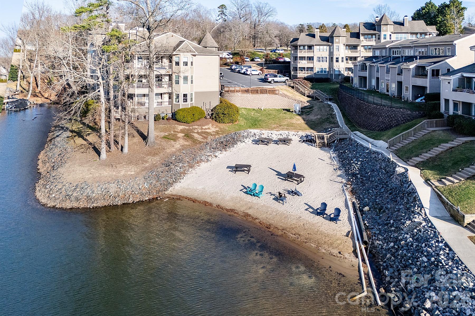 14621 Waterside Drive