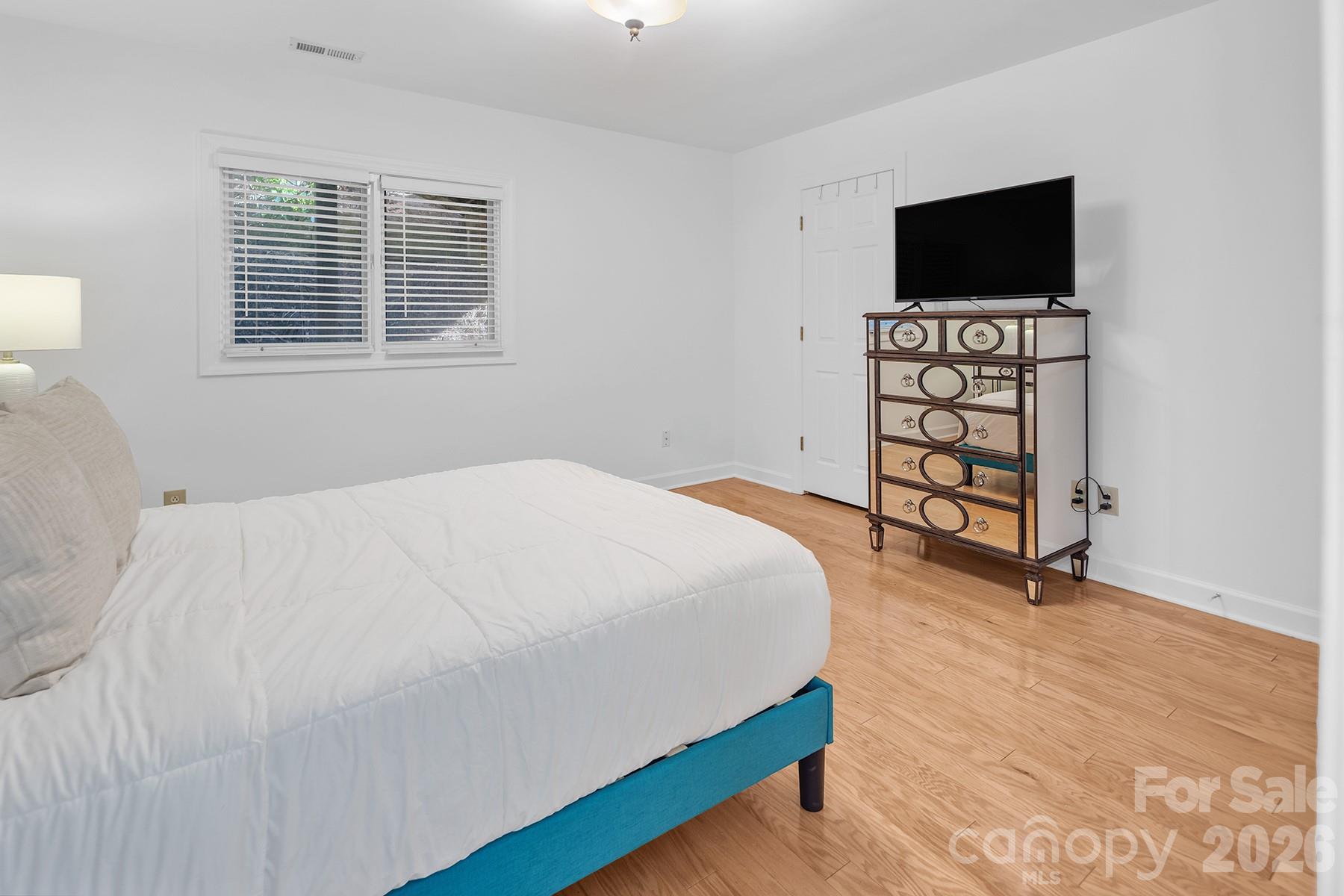 14621 Waterside Drive