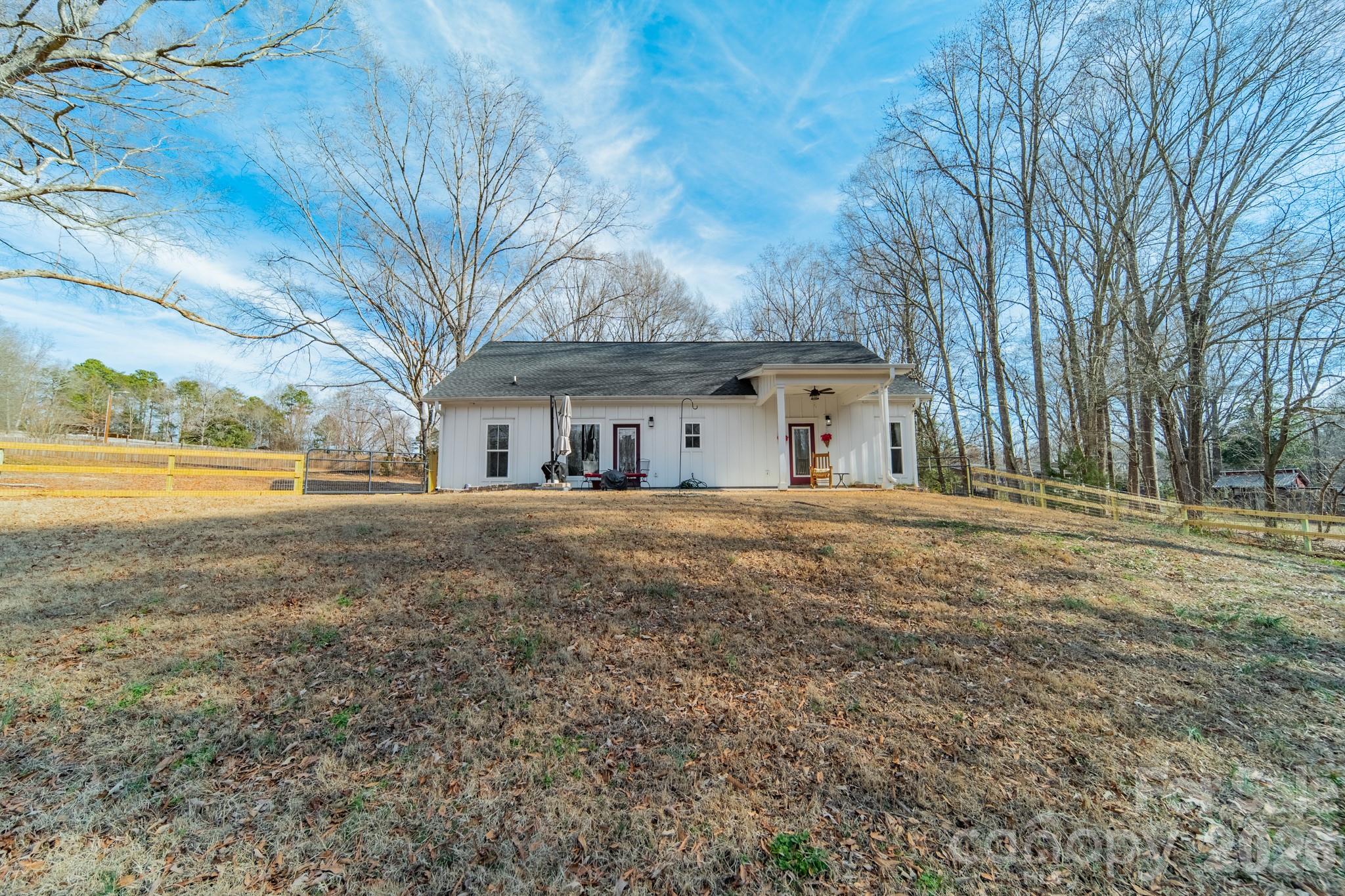 2005 Briarwood Circle