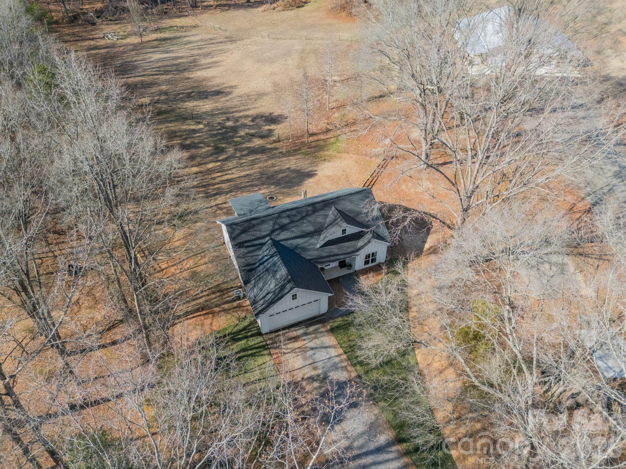 2005 Briarwood Circle