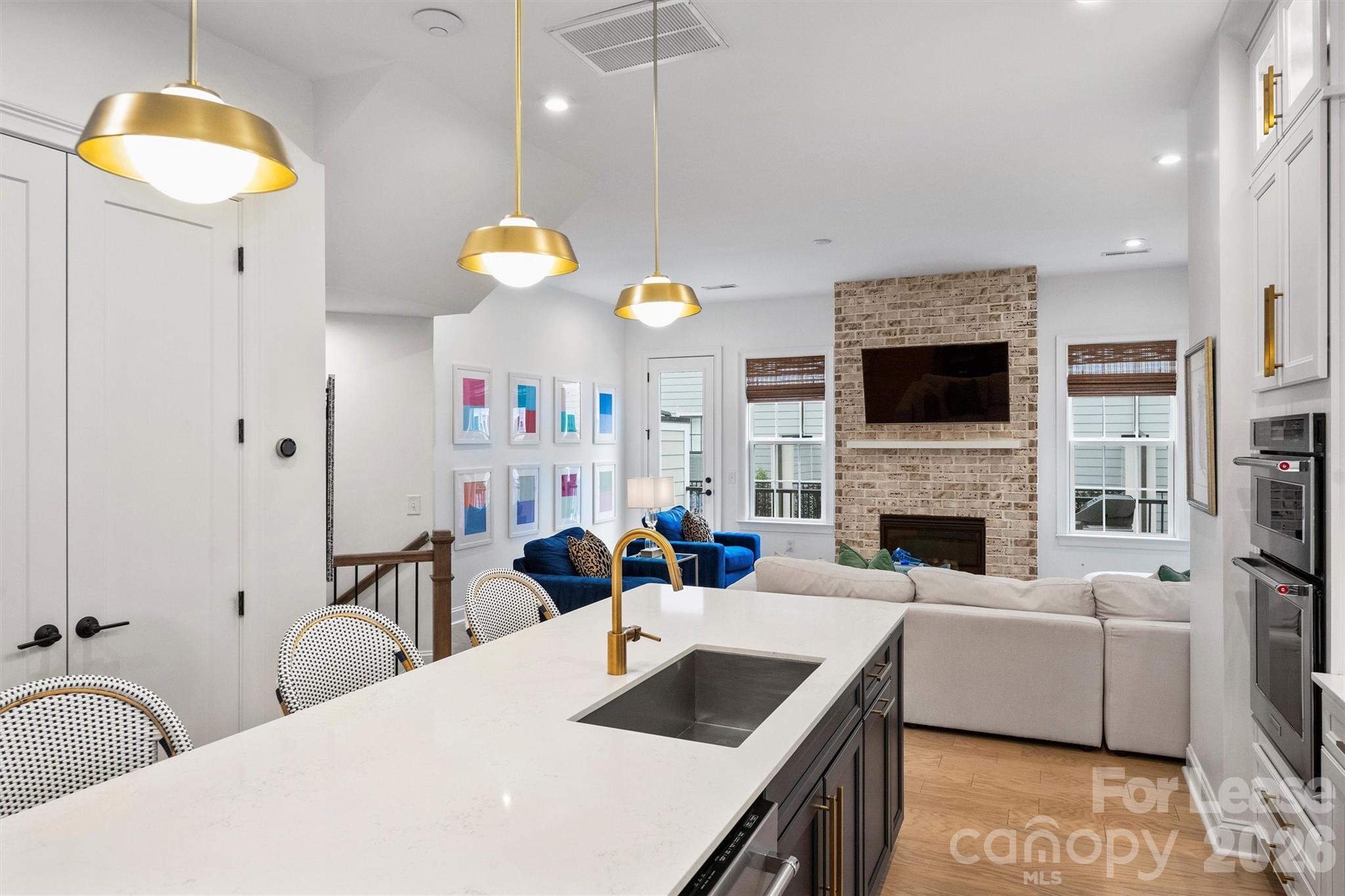 5038 Harrowsmith Lane