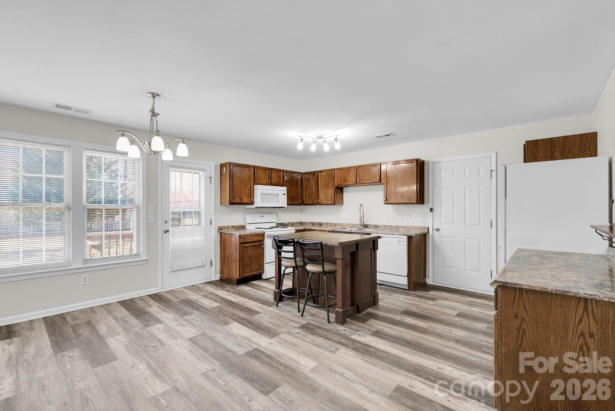 10018 Meadowmead Court