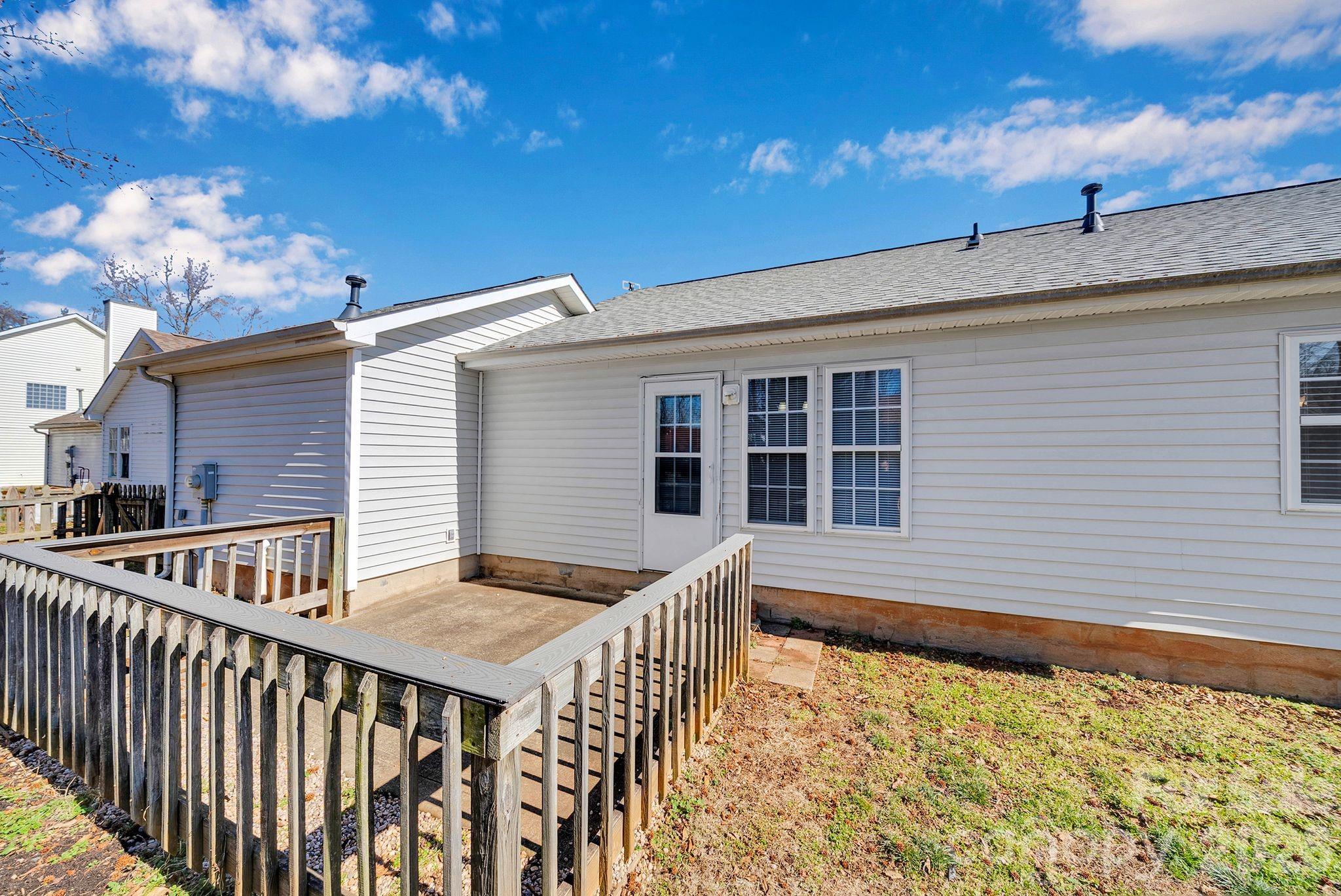 10018 Meadowmead Court