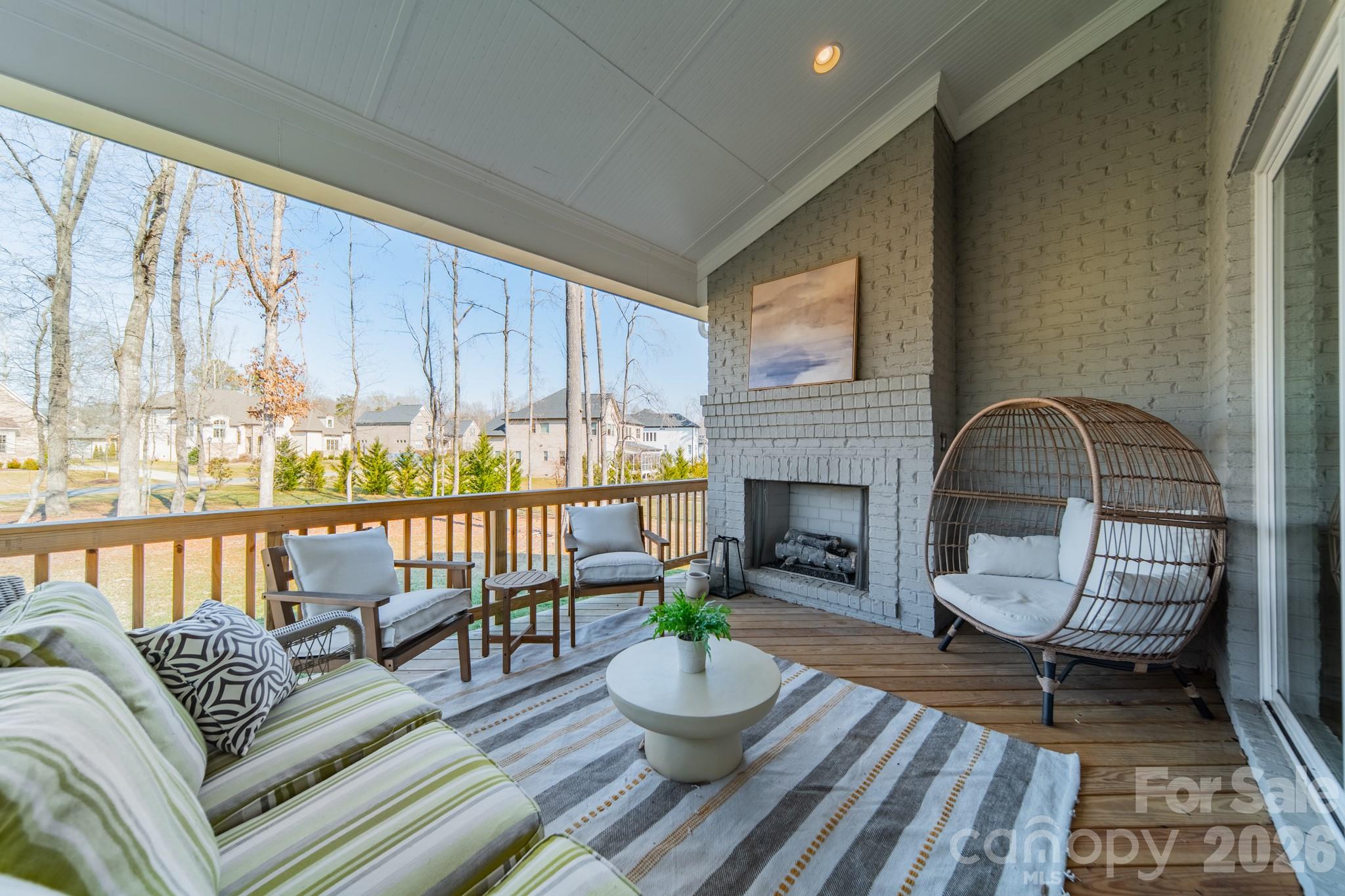 1103 Grand Oak Drive