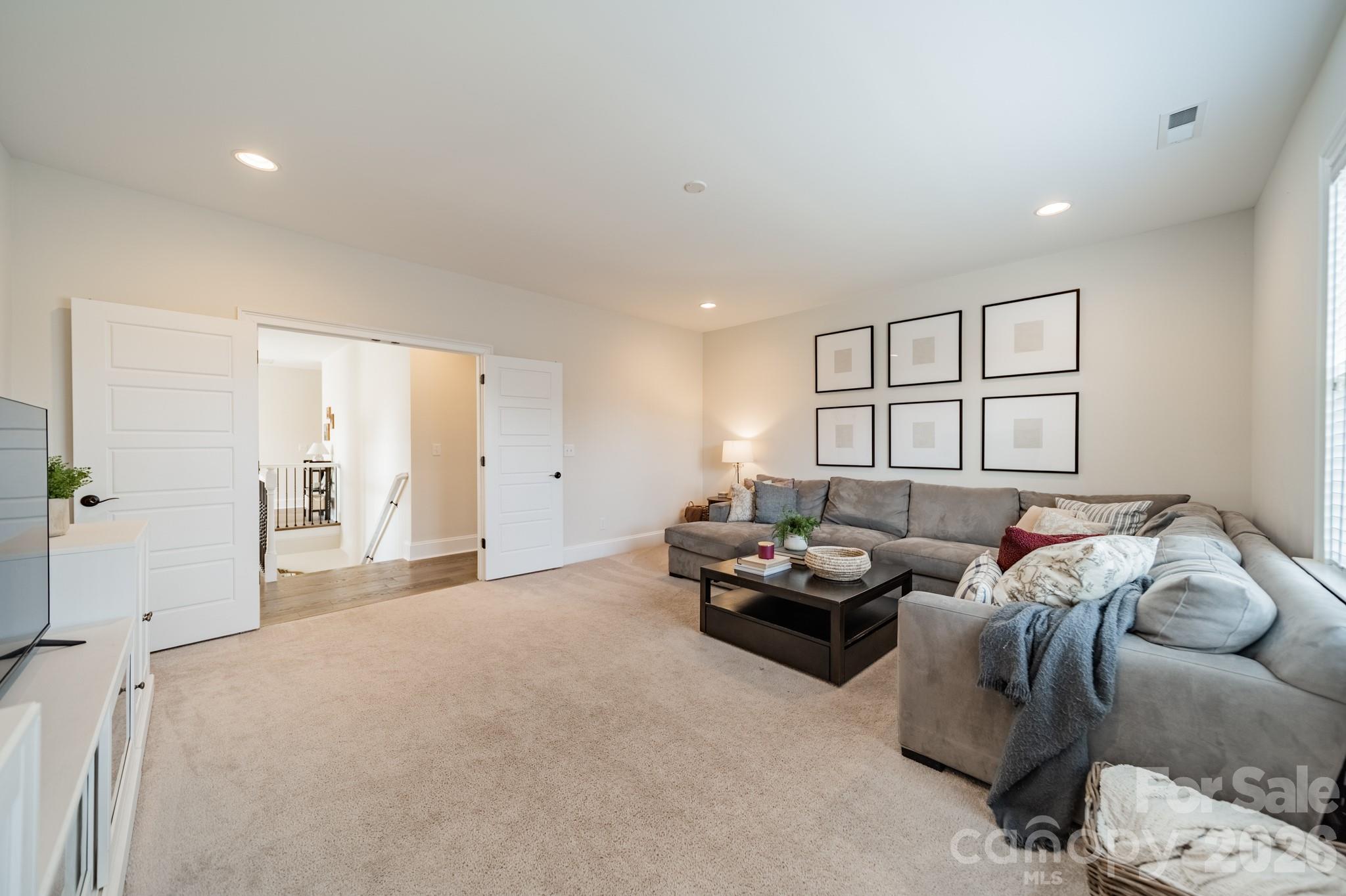 1103 Grand Oak Drive