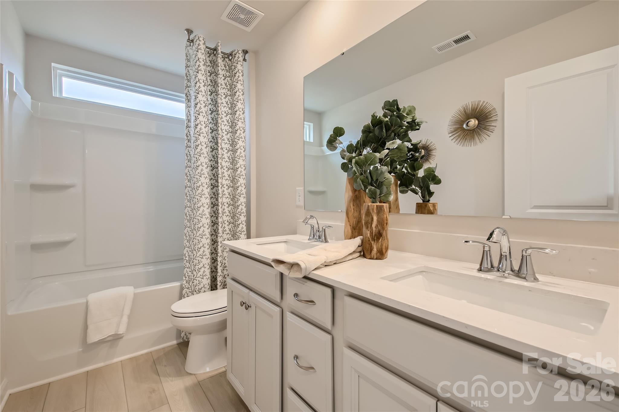 2704 Monument Point Circle