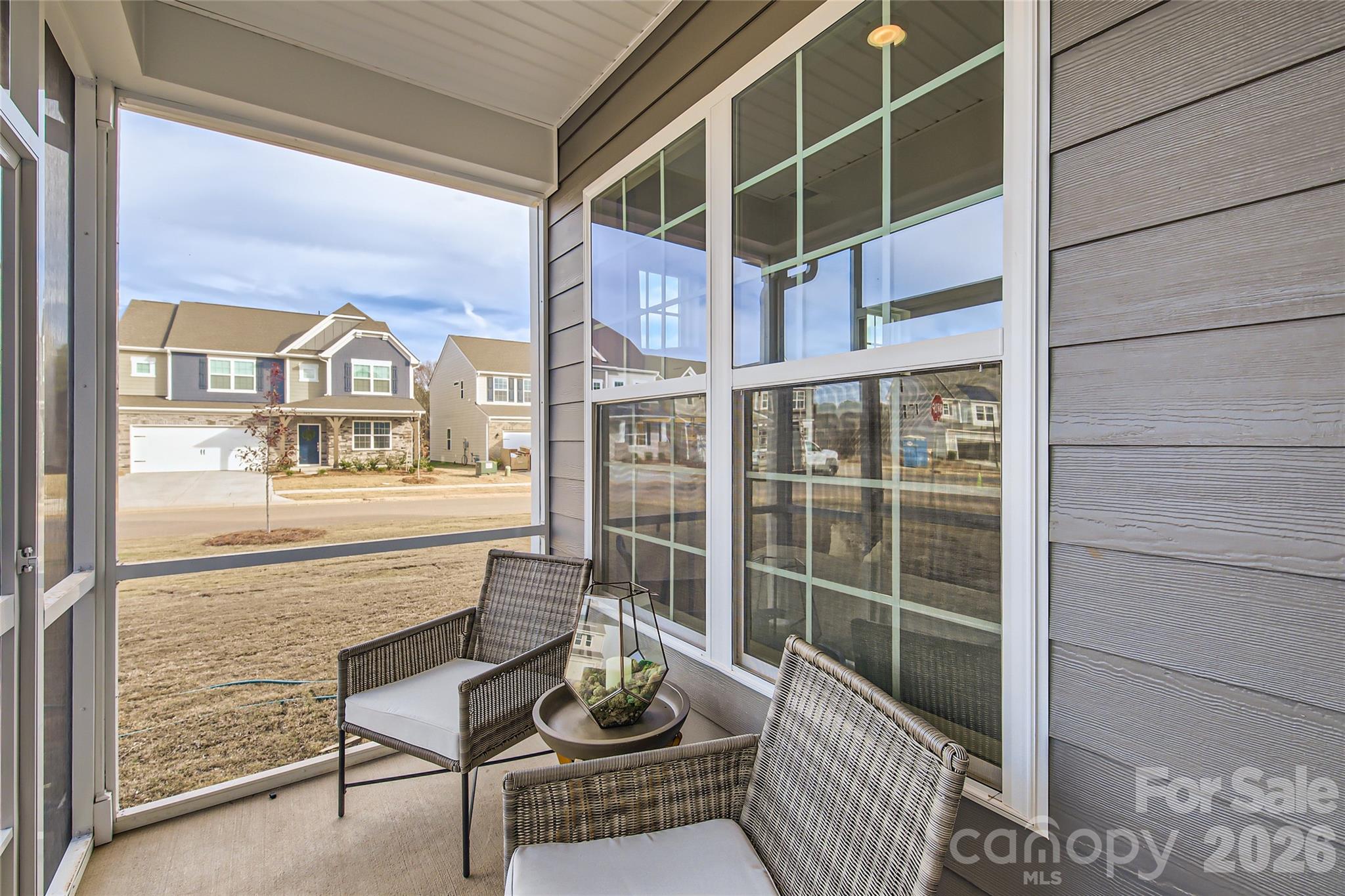 2704 Monument Point Circle