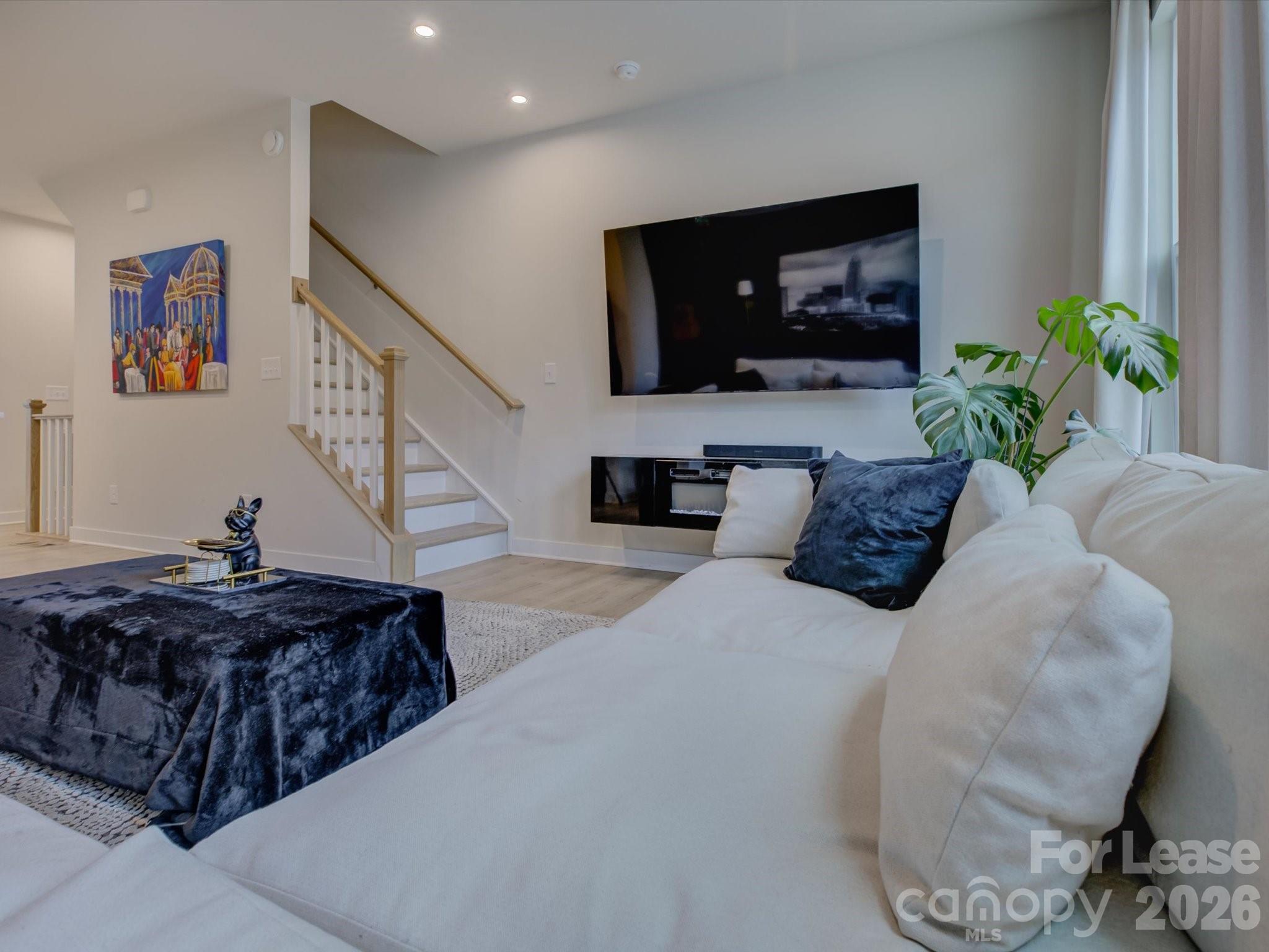 6112 Station Crossing Avenue