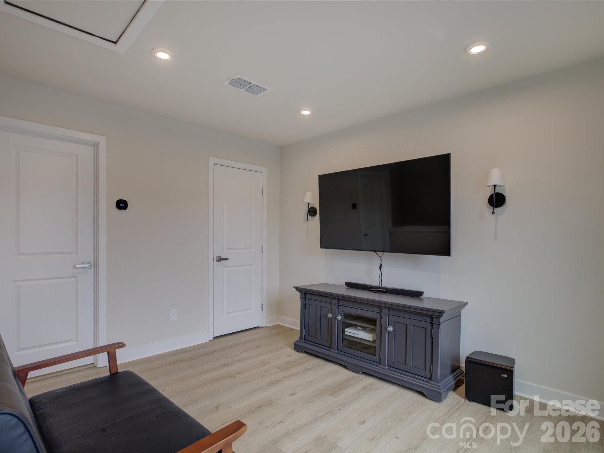 6112 Station Crossing Avenue