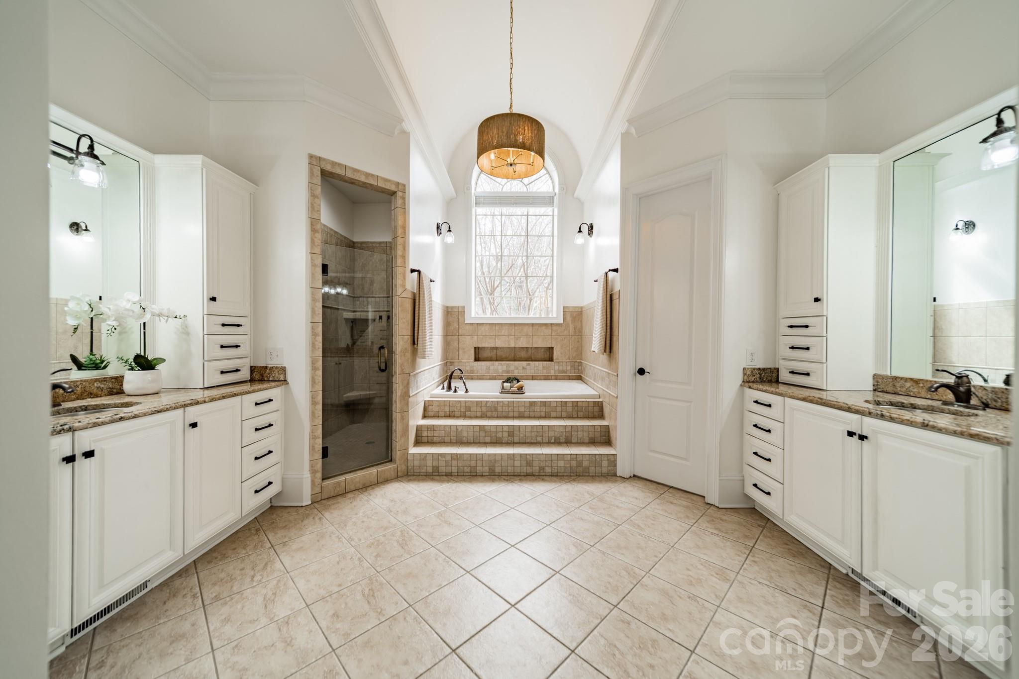 1224 Silver Arrow Court