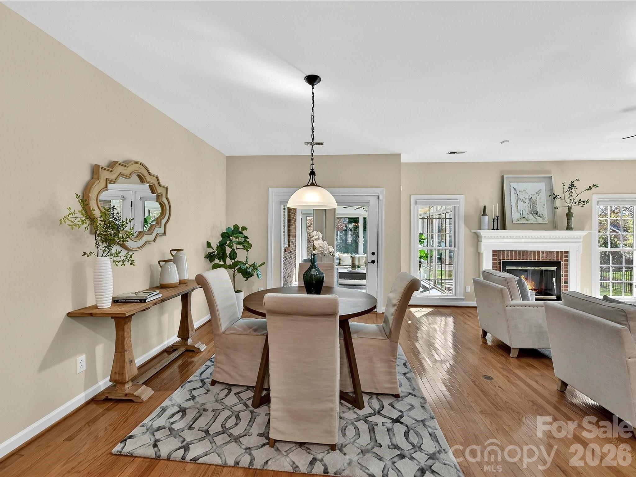 6711 Lyndonville Drive