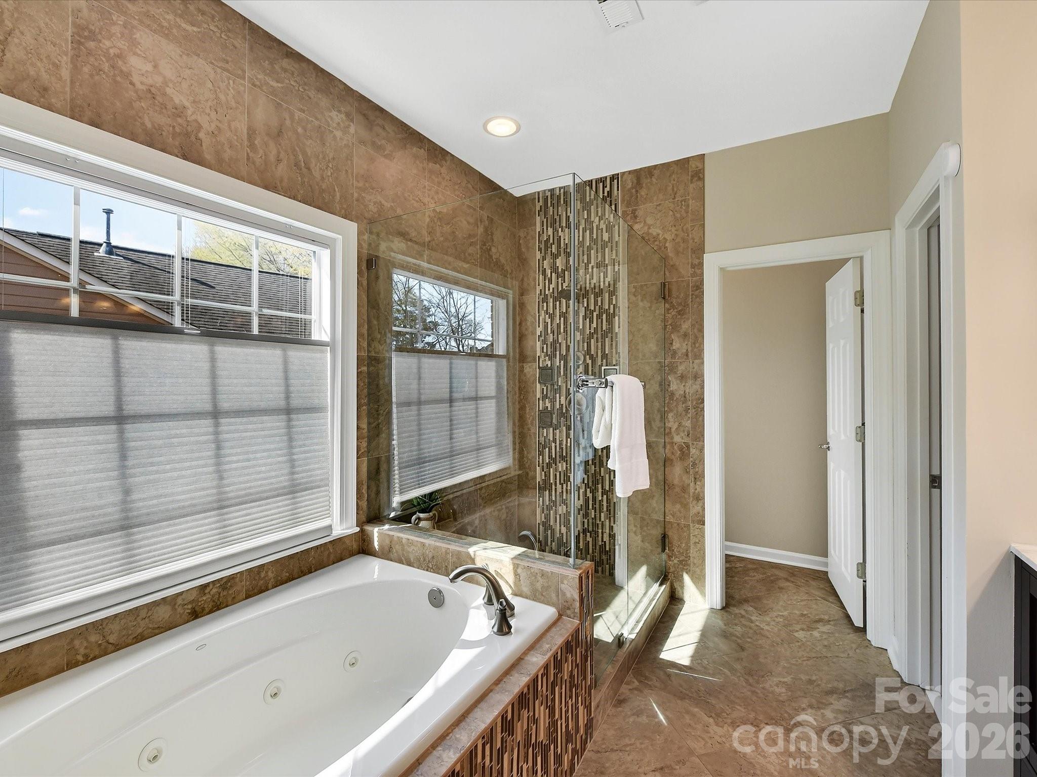 6711 Lyndonville Drive
