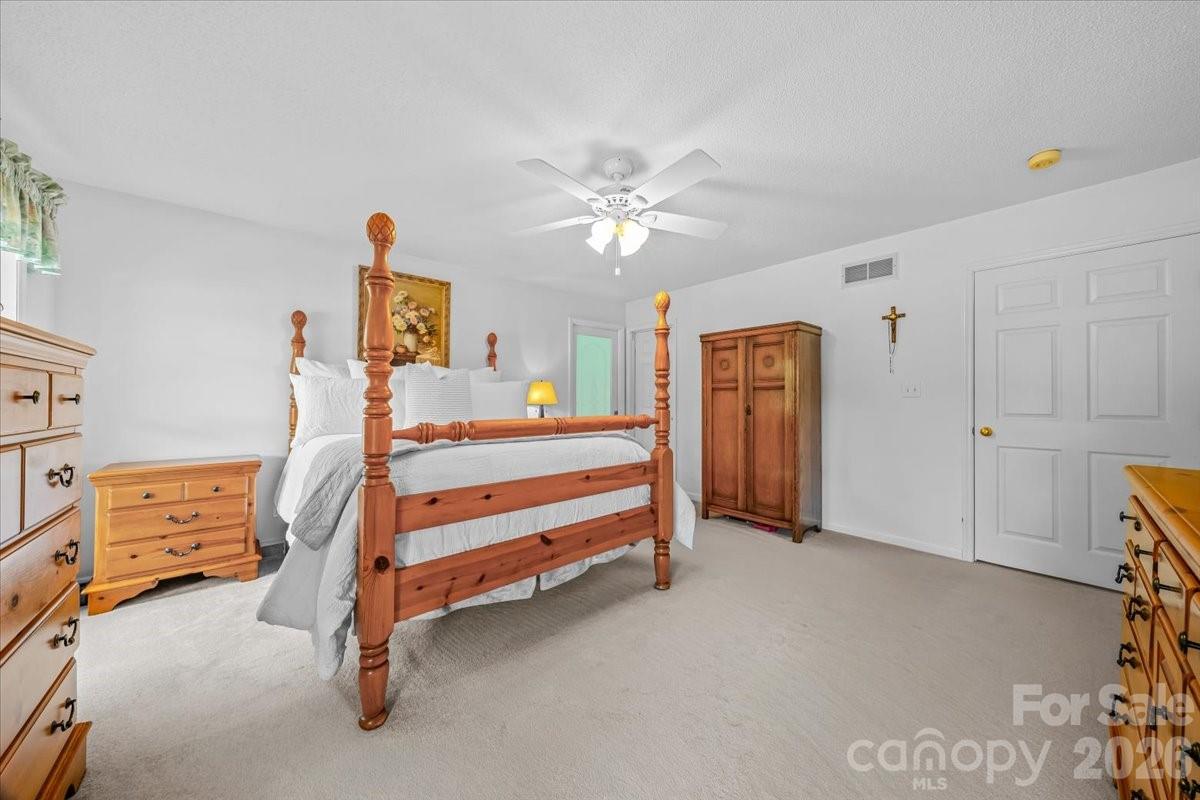 16601 Jefferson Place
