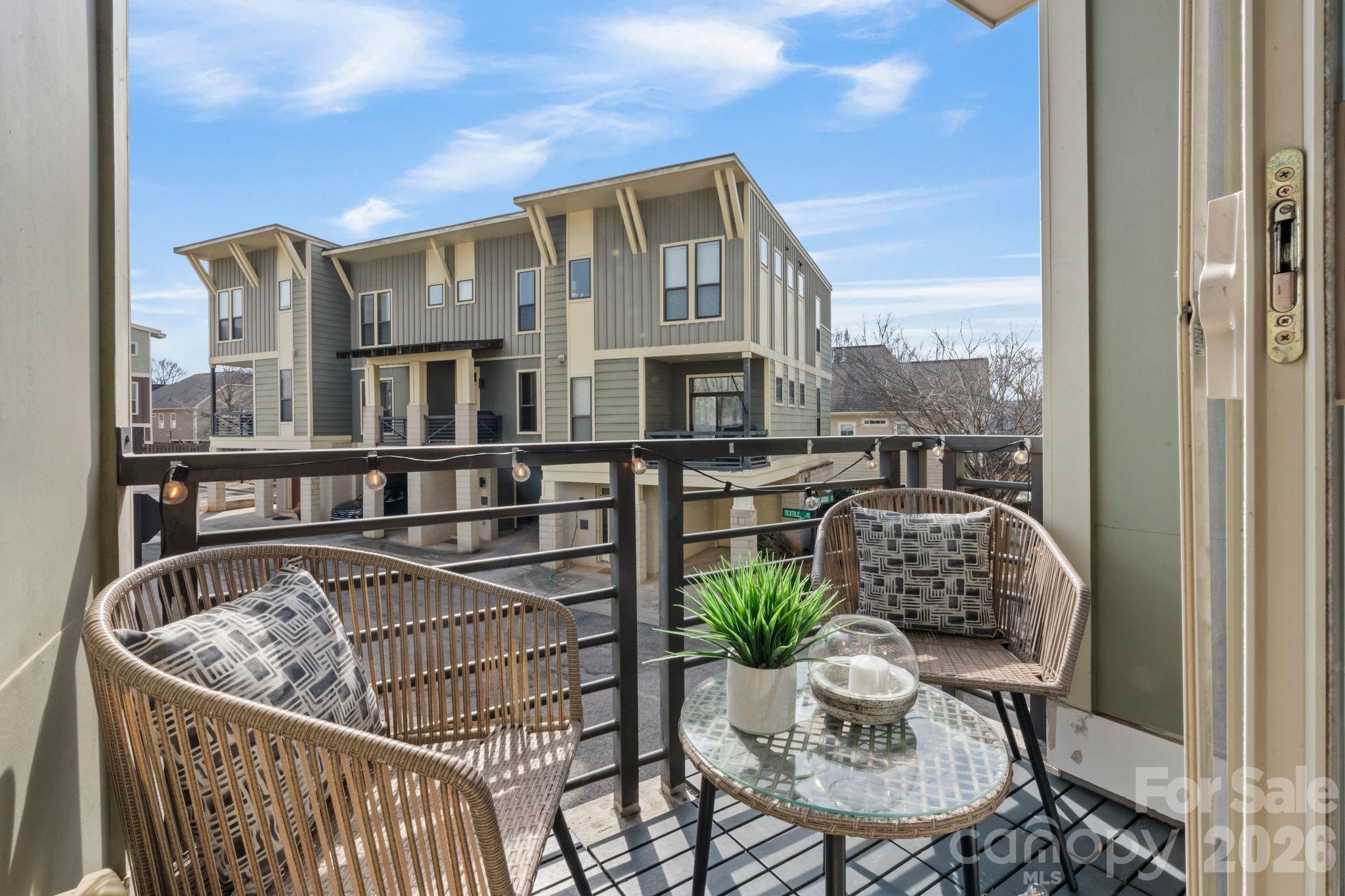 435 Steel Gardens Boulevard