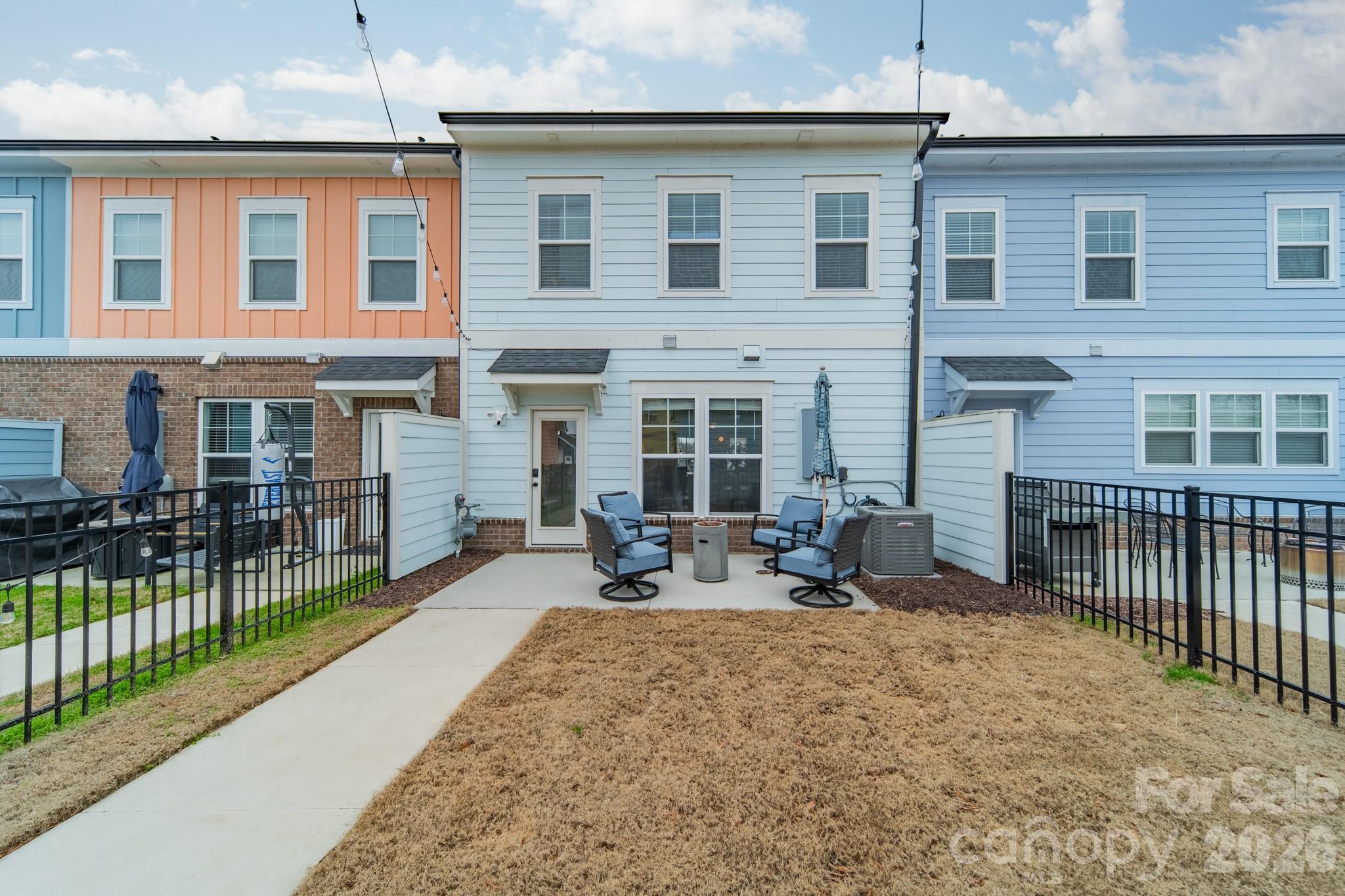 1098 Herrons Ferry Road