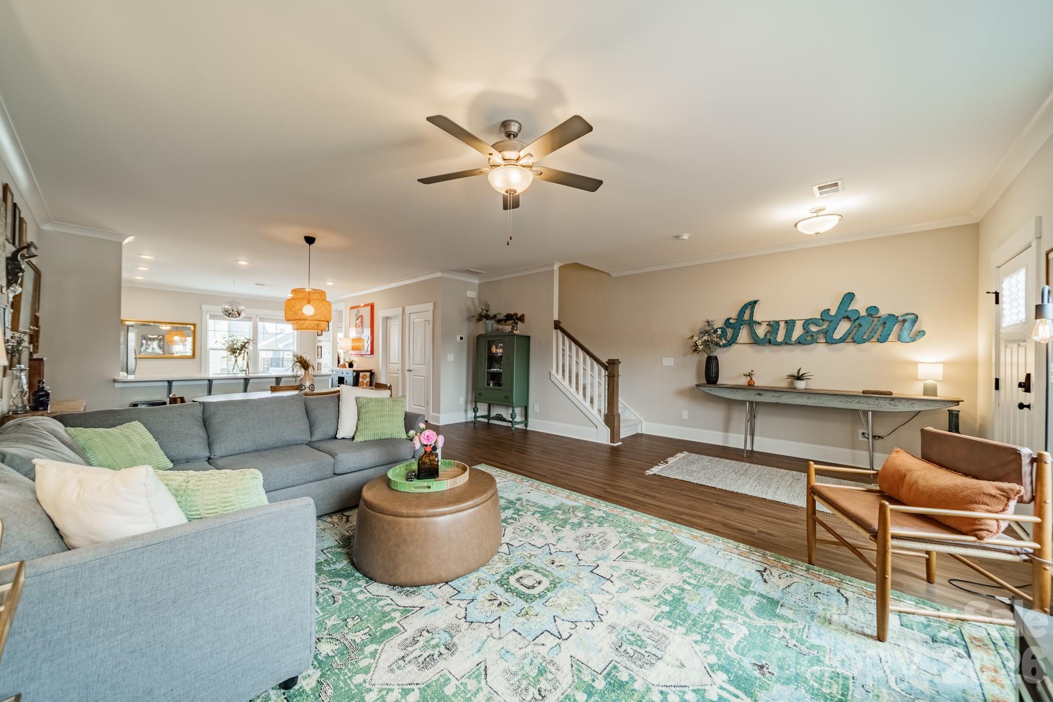 1098 Herrons Ferry Road