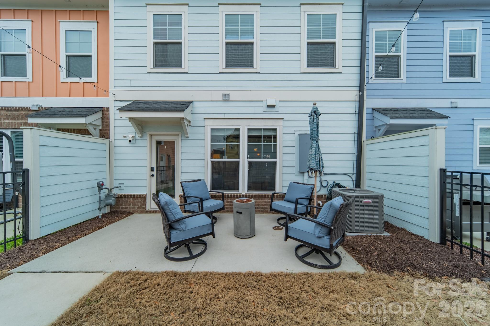 1098 Herrons Ferry Road