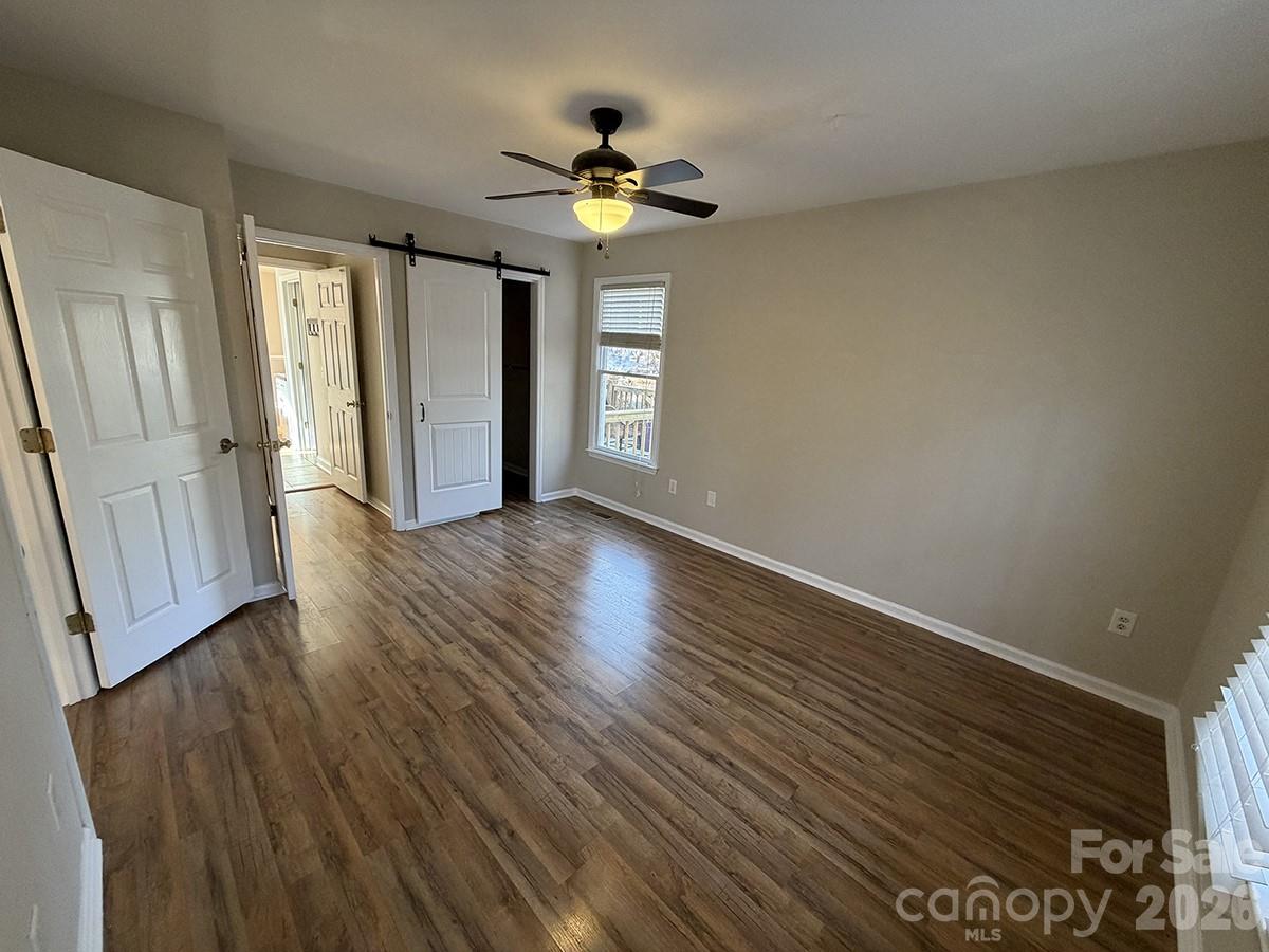 719 Victorian Lane