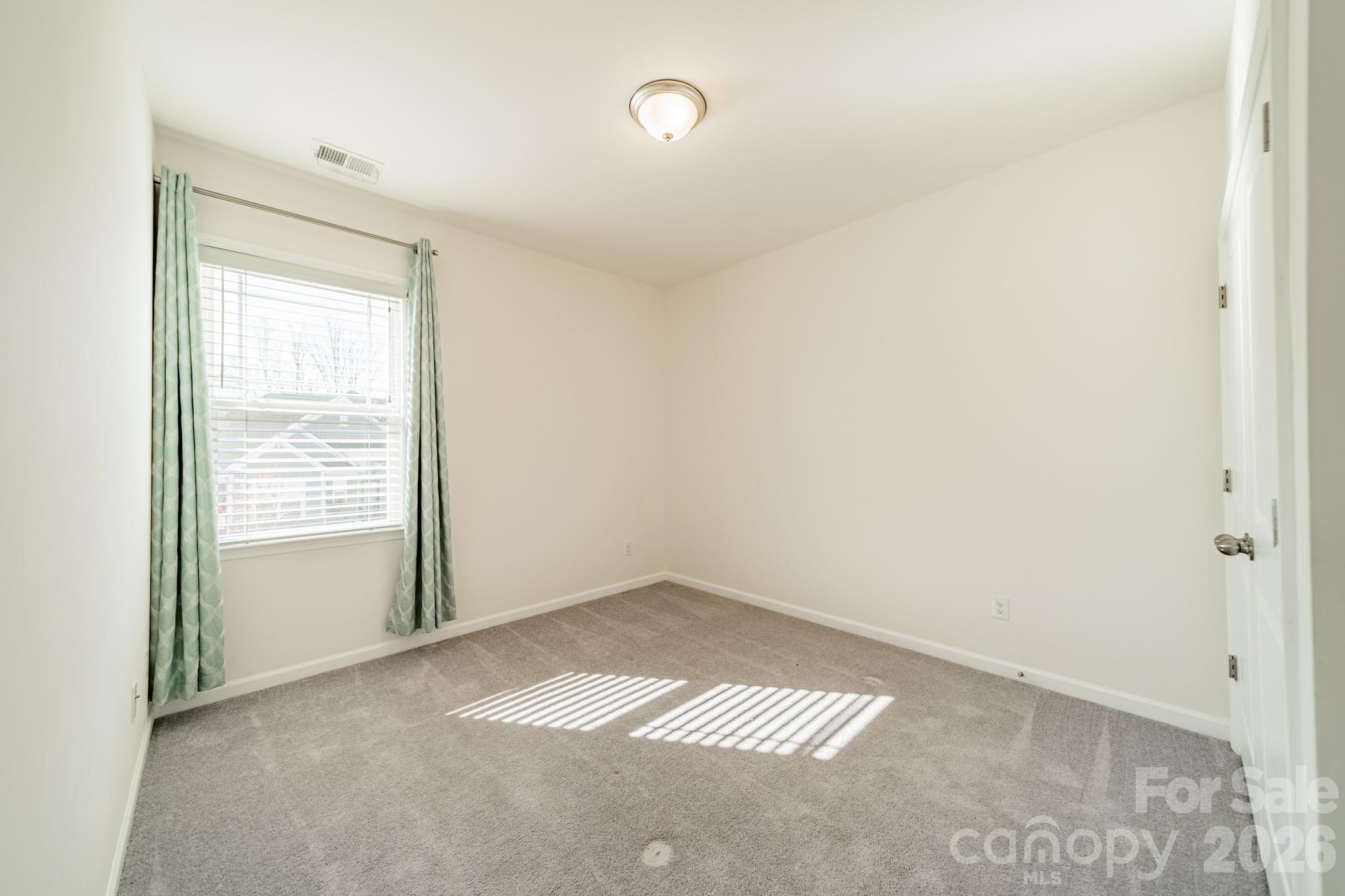 1032 Argentium Way