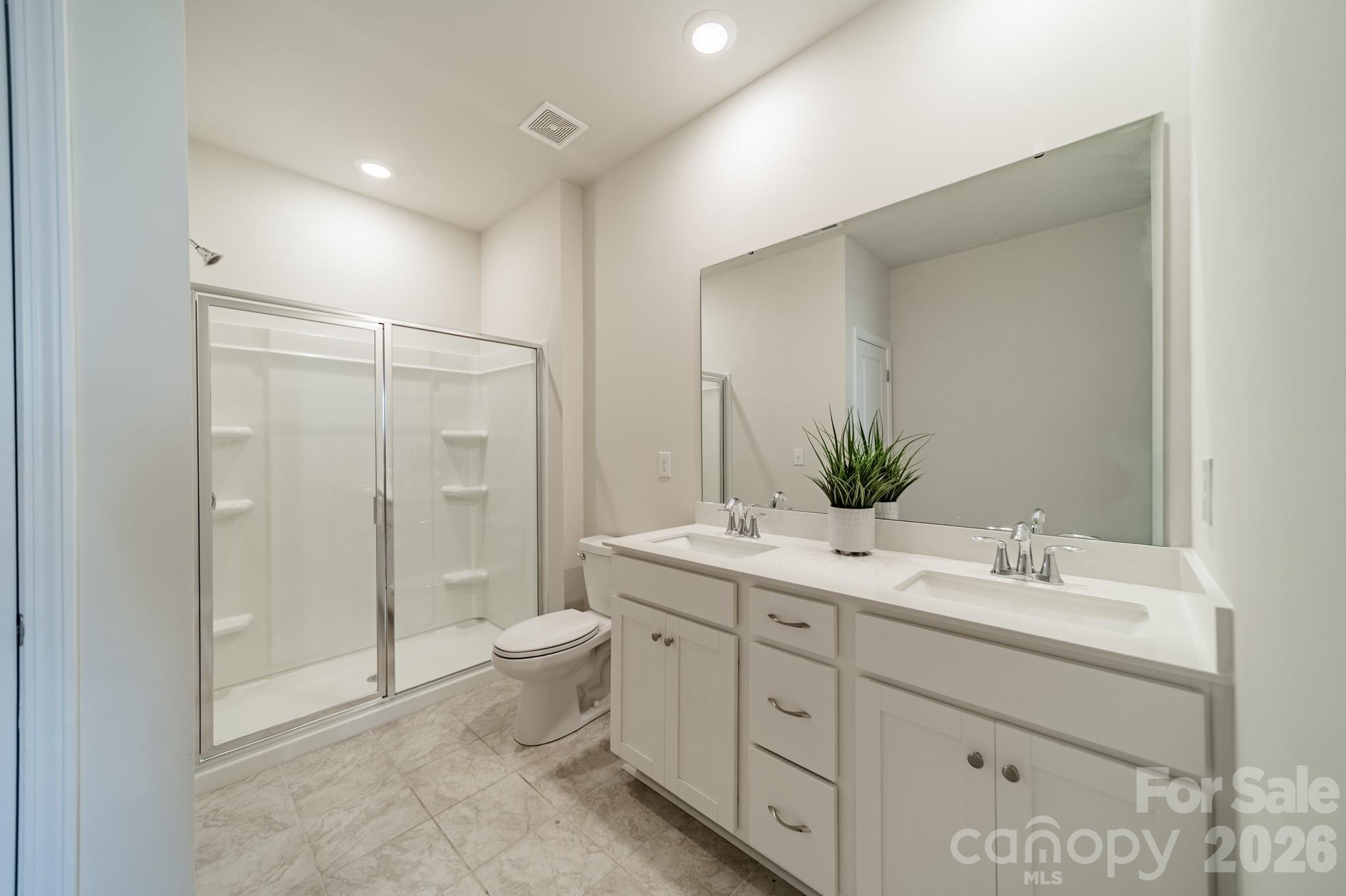 5542 Soft Shell Drive