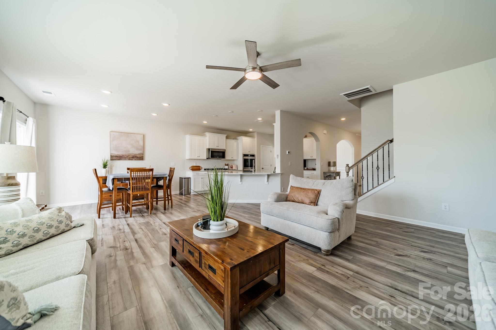 5542 Soft Shell Drive