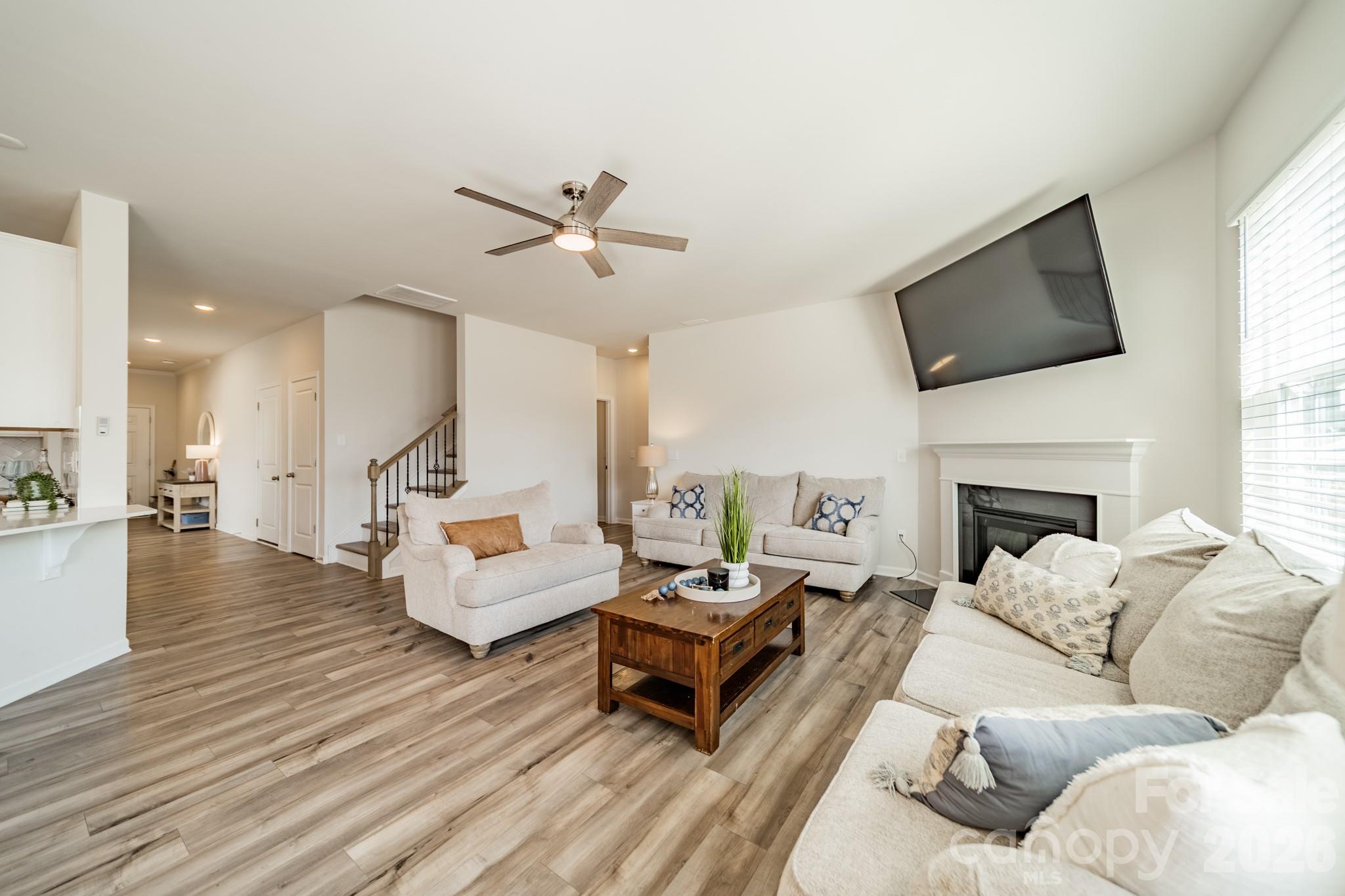 5542 Soft Shell Drive