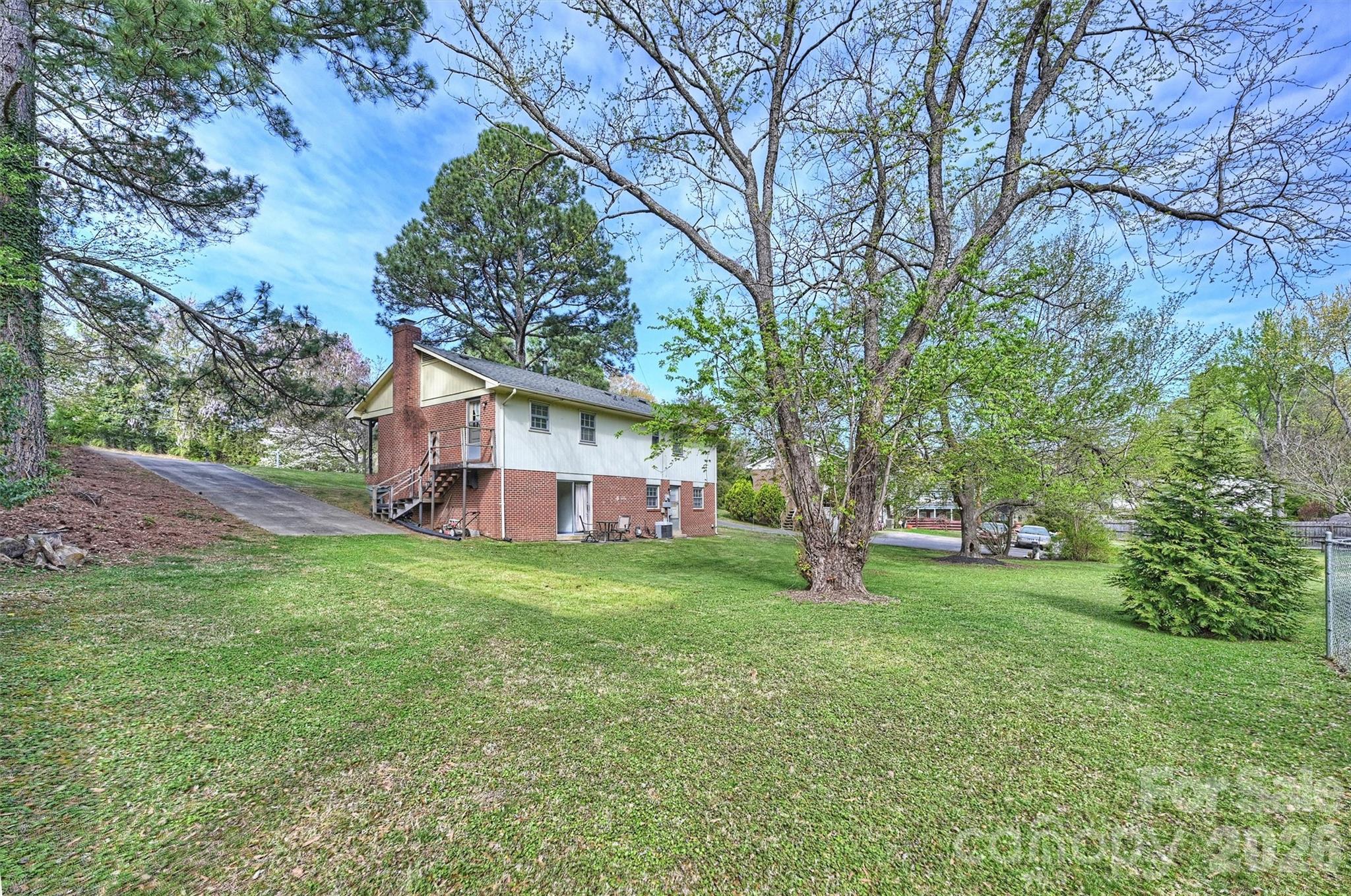 1518 Rama Road