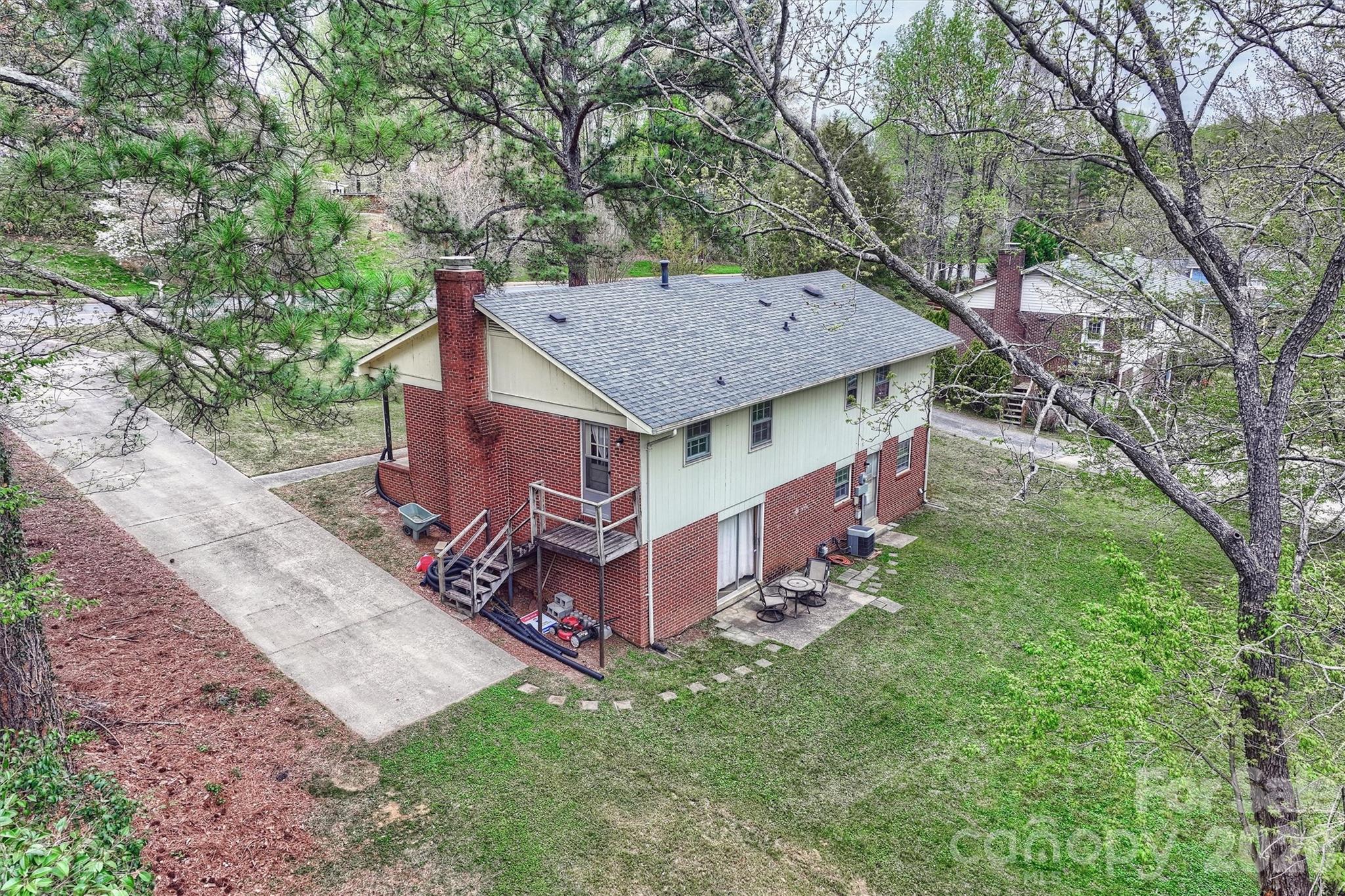 1518 Rama Road