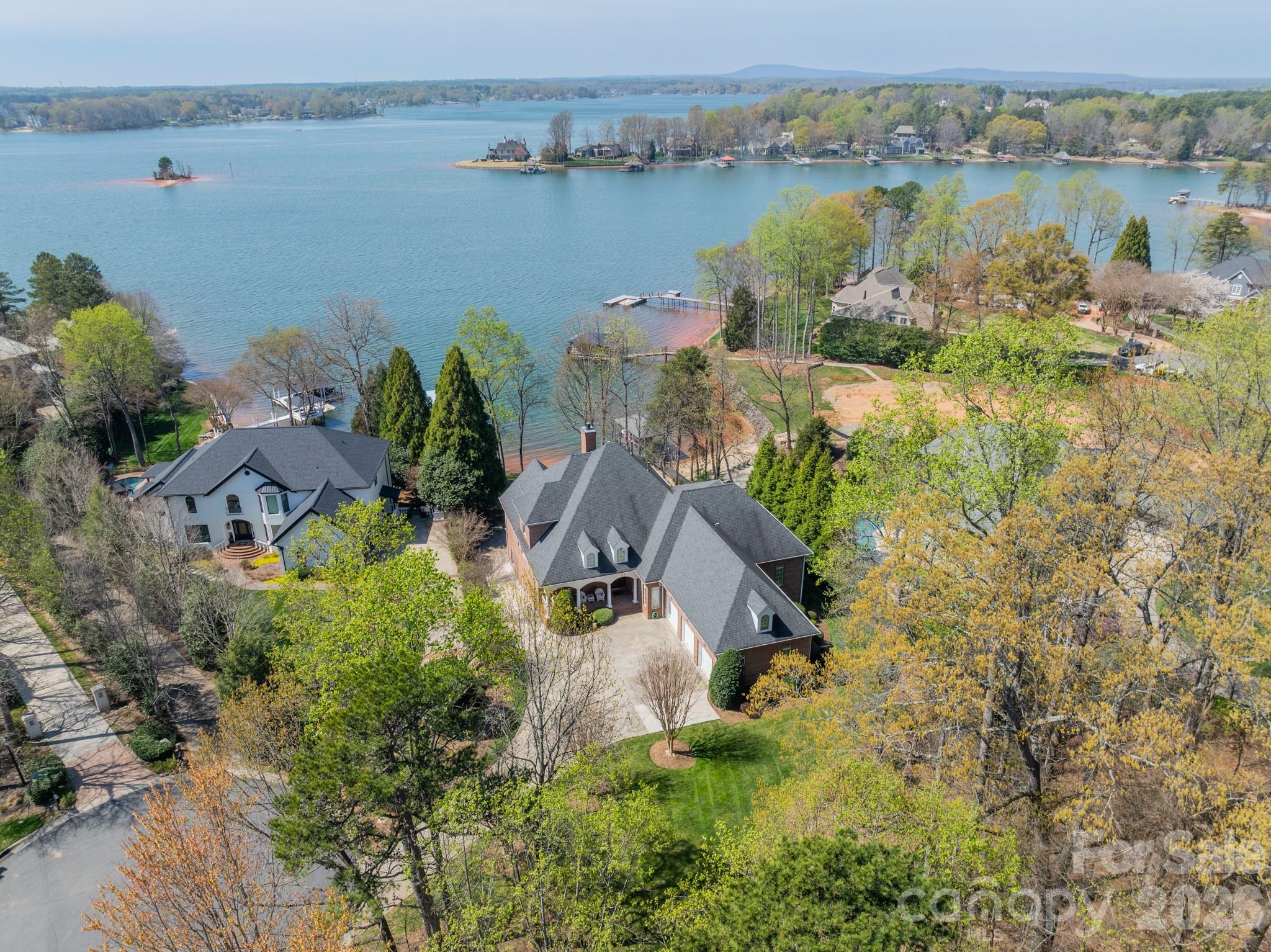 118 Pointe Harbour Lane