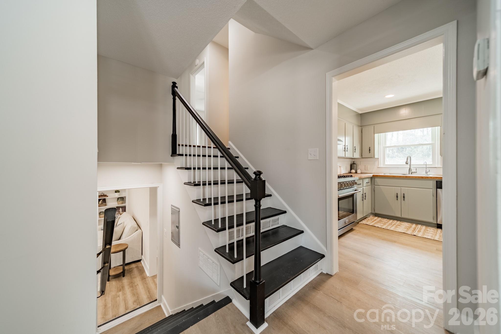 2023 Briarwood Circle