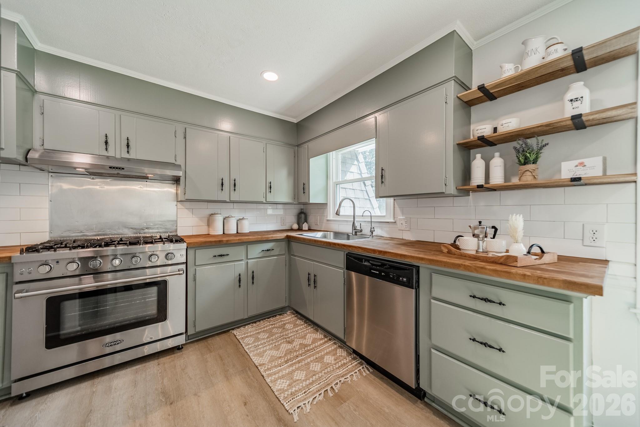 2023 Briarwood Circle