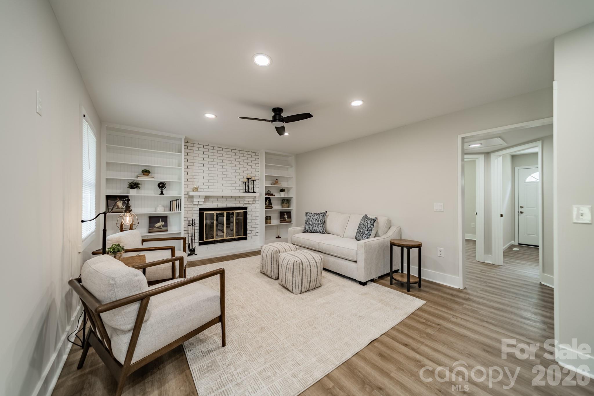 2023 Briarwood Circle