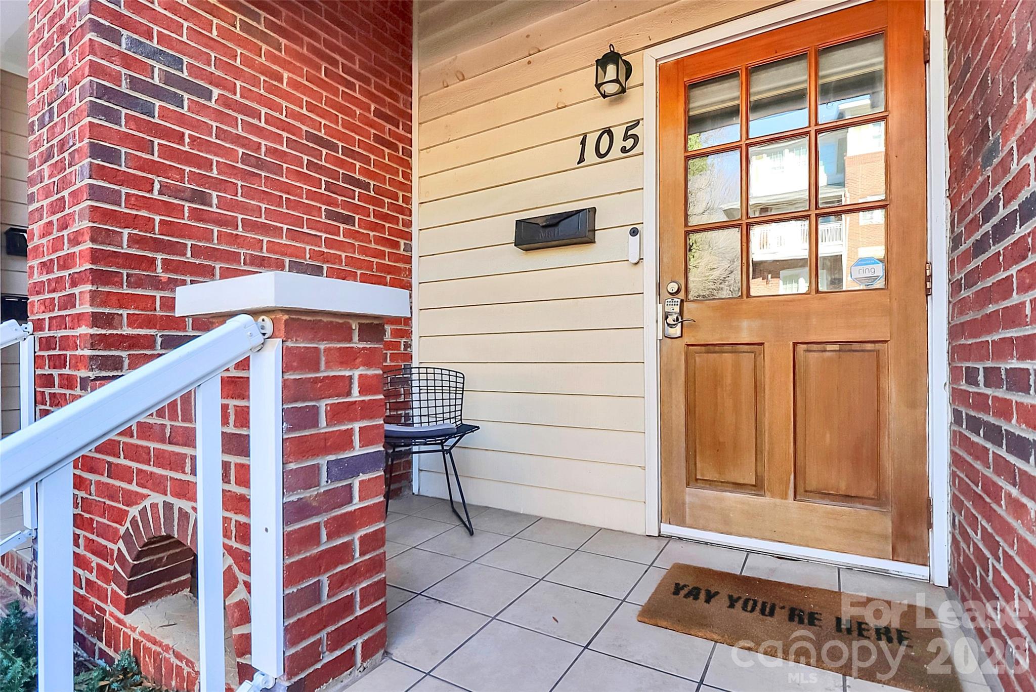 105 S Summit Avenue
