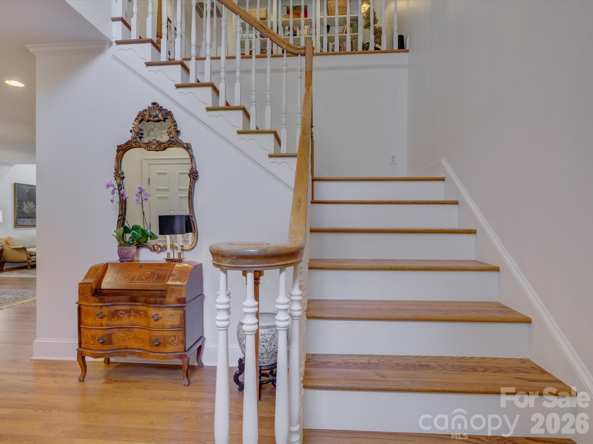 8905 Challis Hill Lane