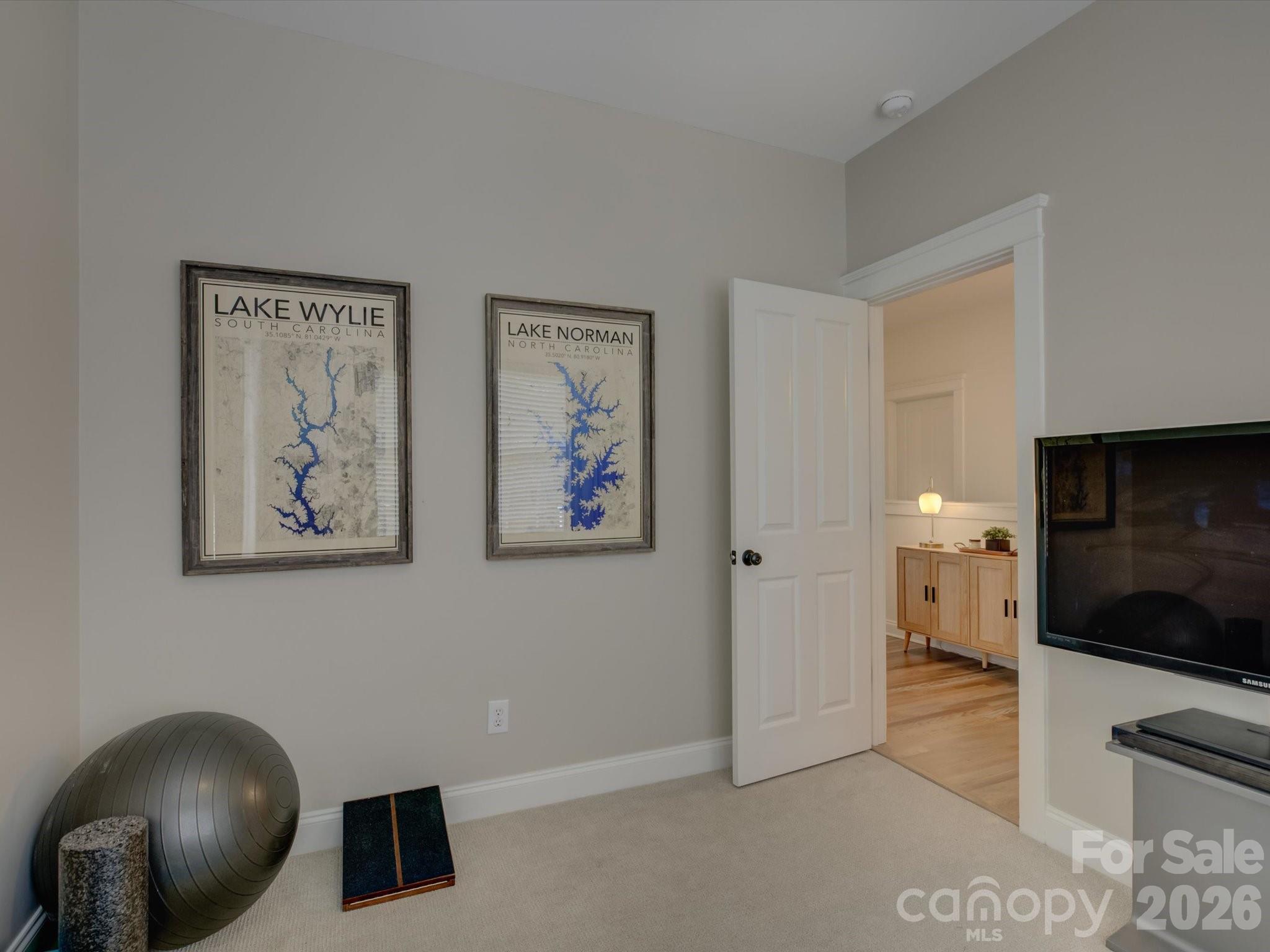 1305 Barnett Woods Crossing