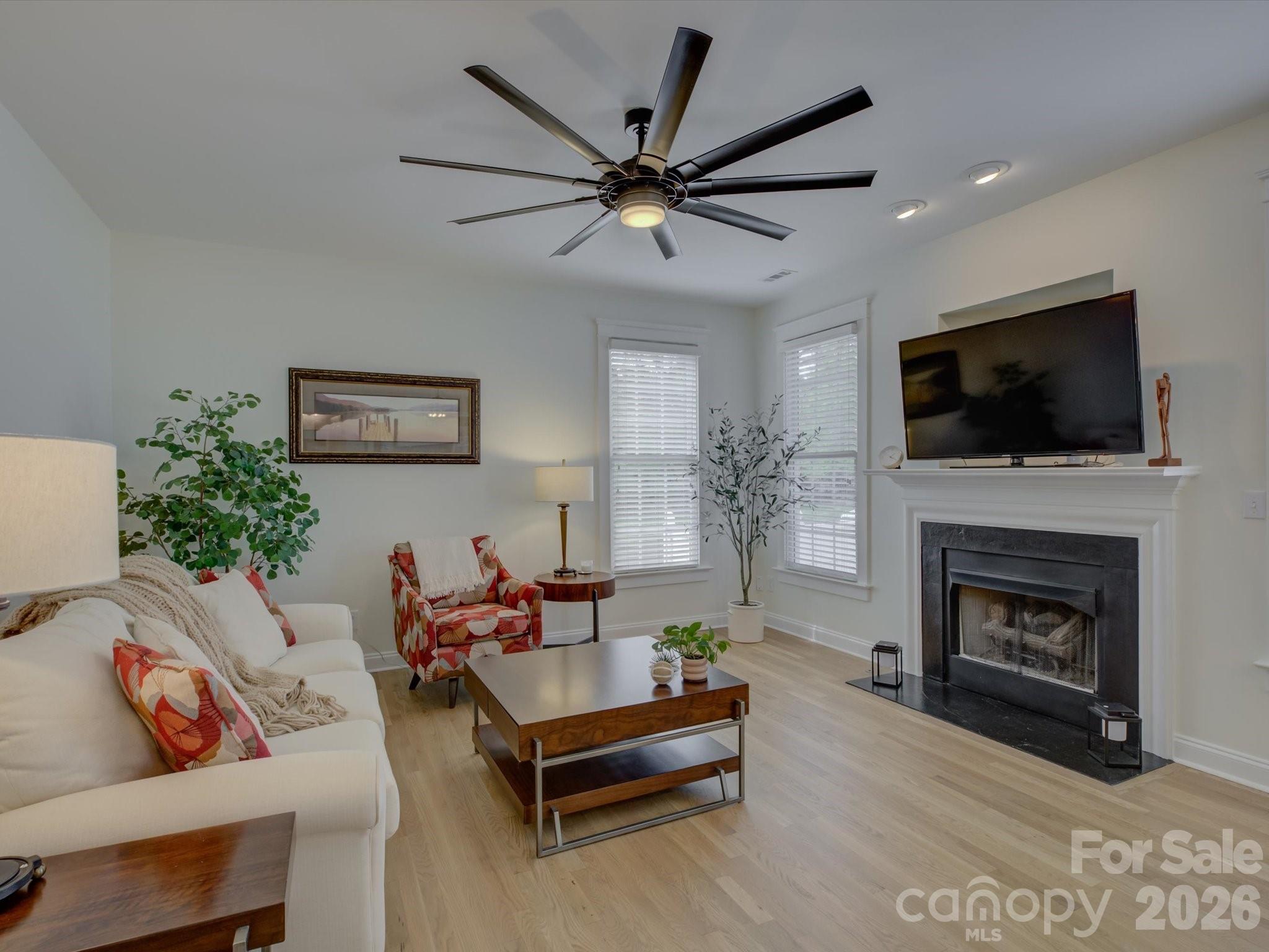 1305 Barnett Woods Crossing