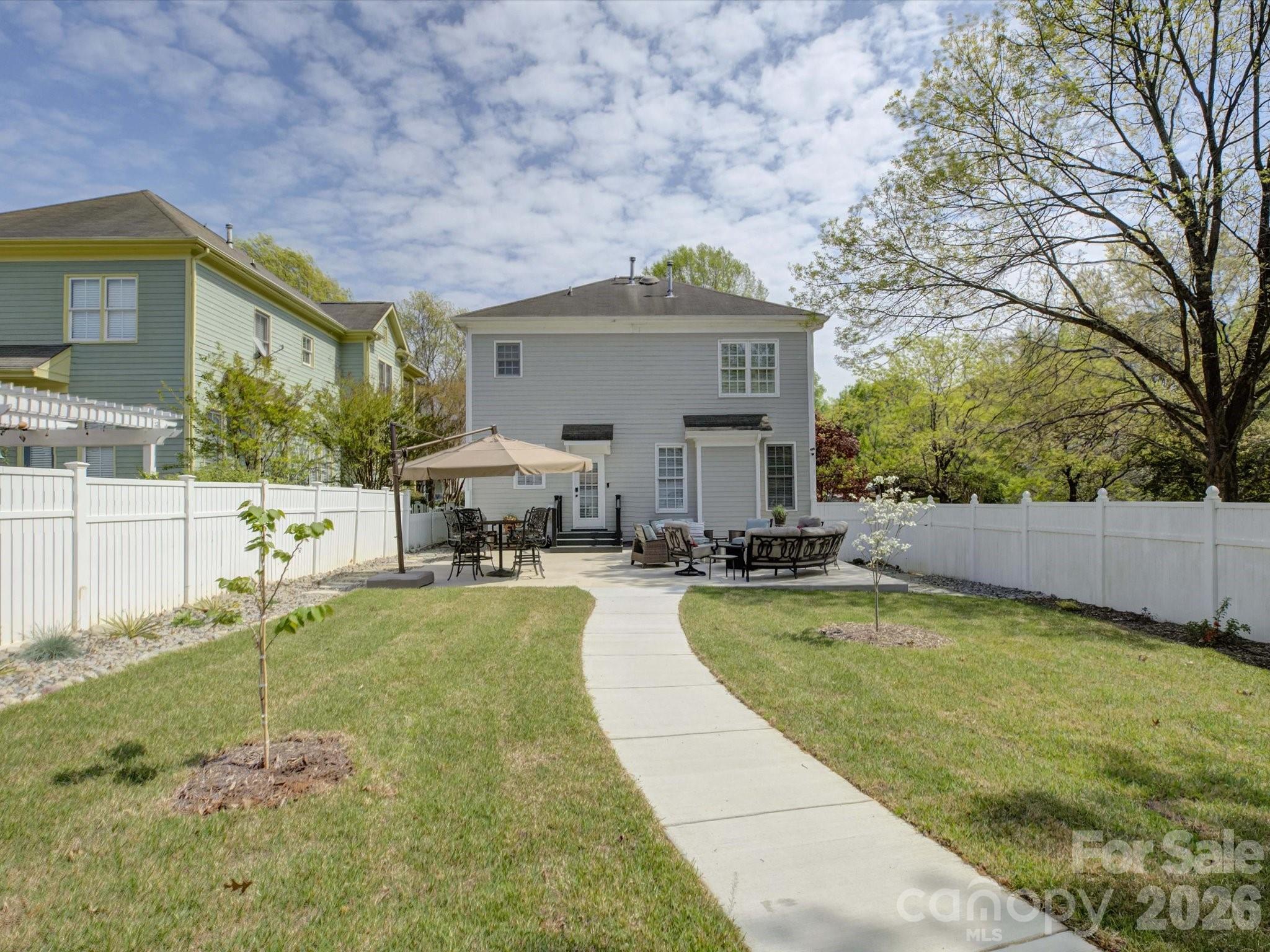 1305 Barnett Woods Crossing