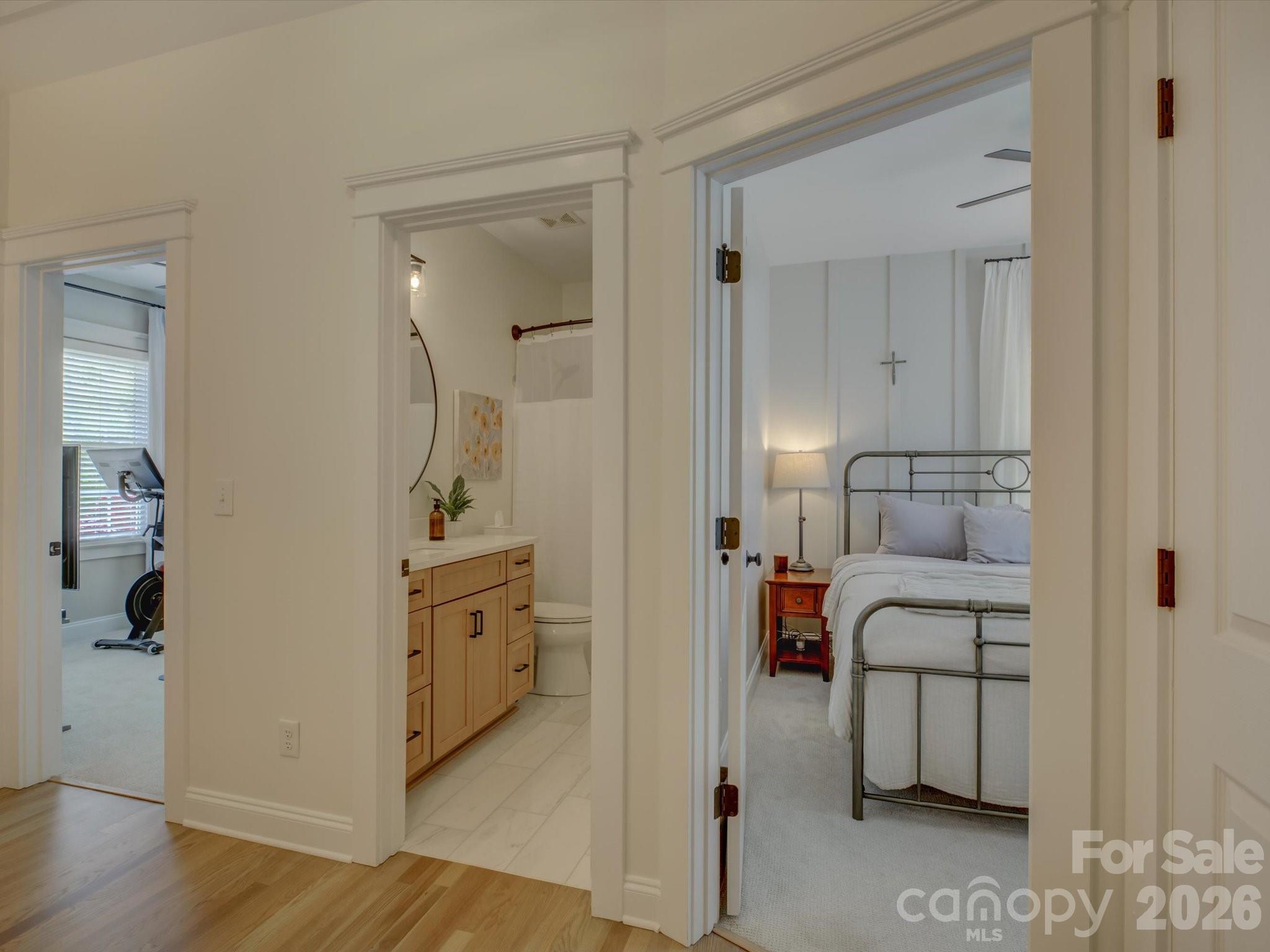 1305 Barnett Woods Crossing