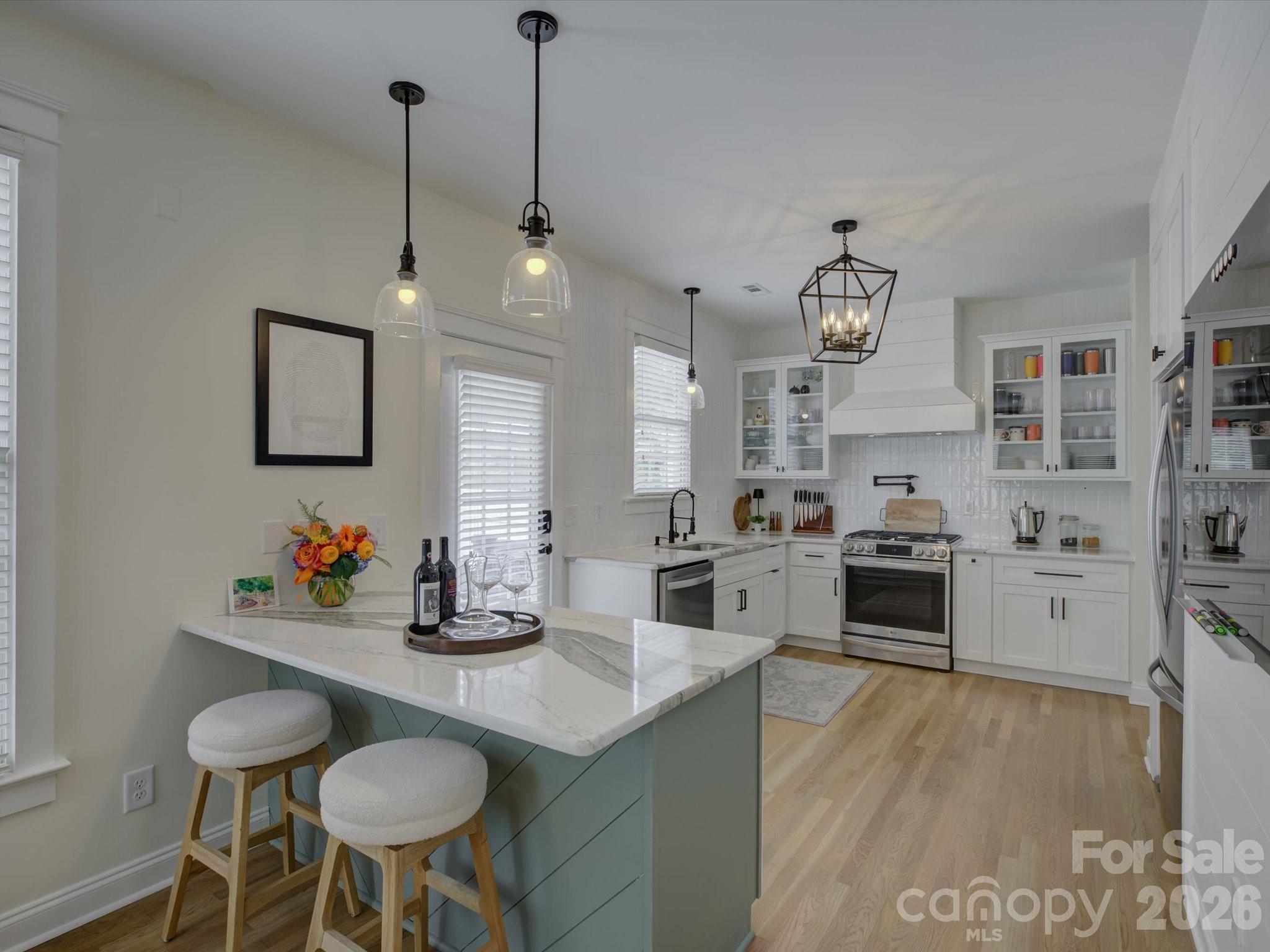 1305 Barnett Woods Crossing