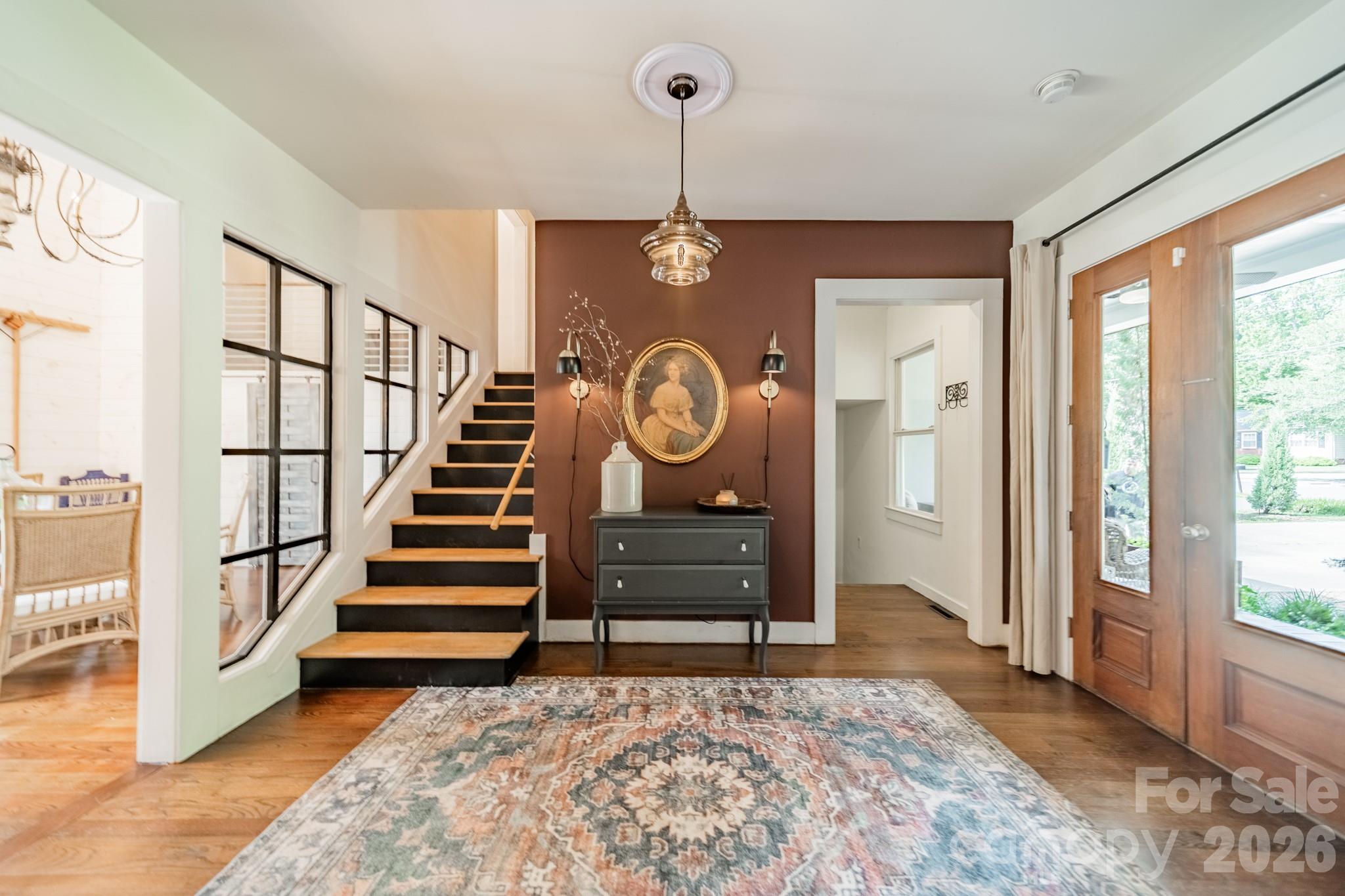 521 Forest Lane