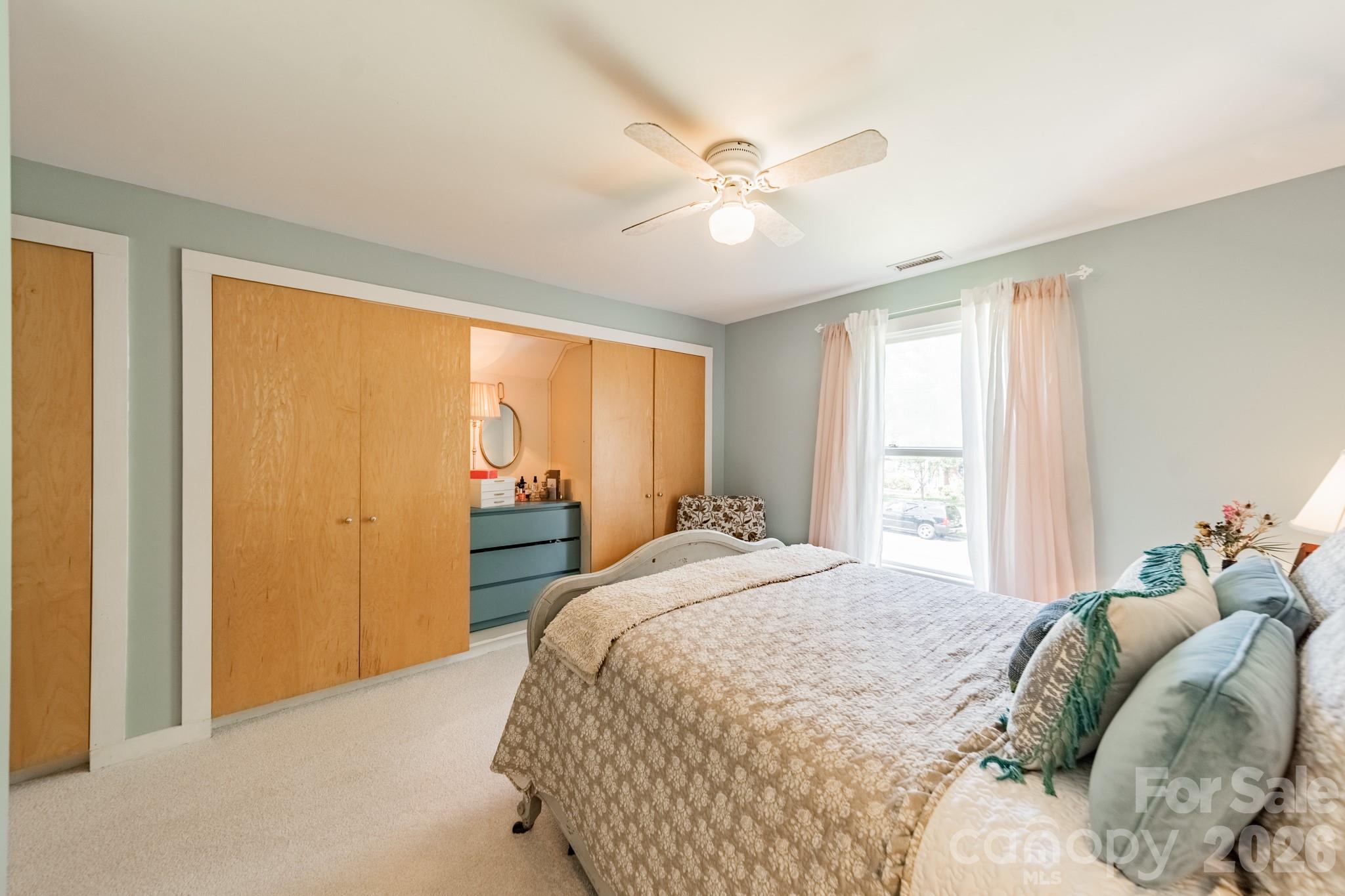521 Forest Lane
