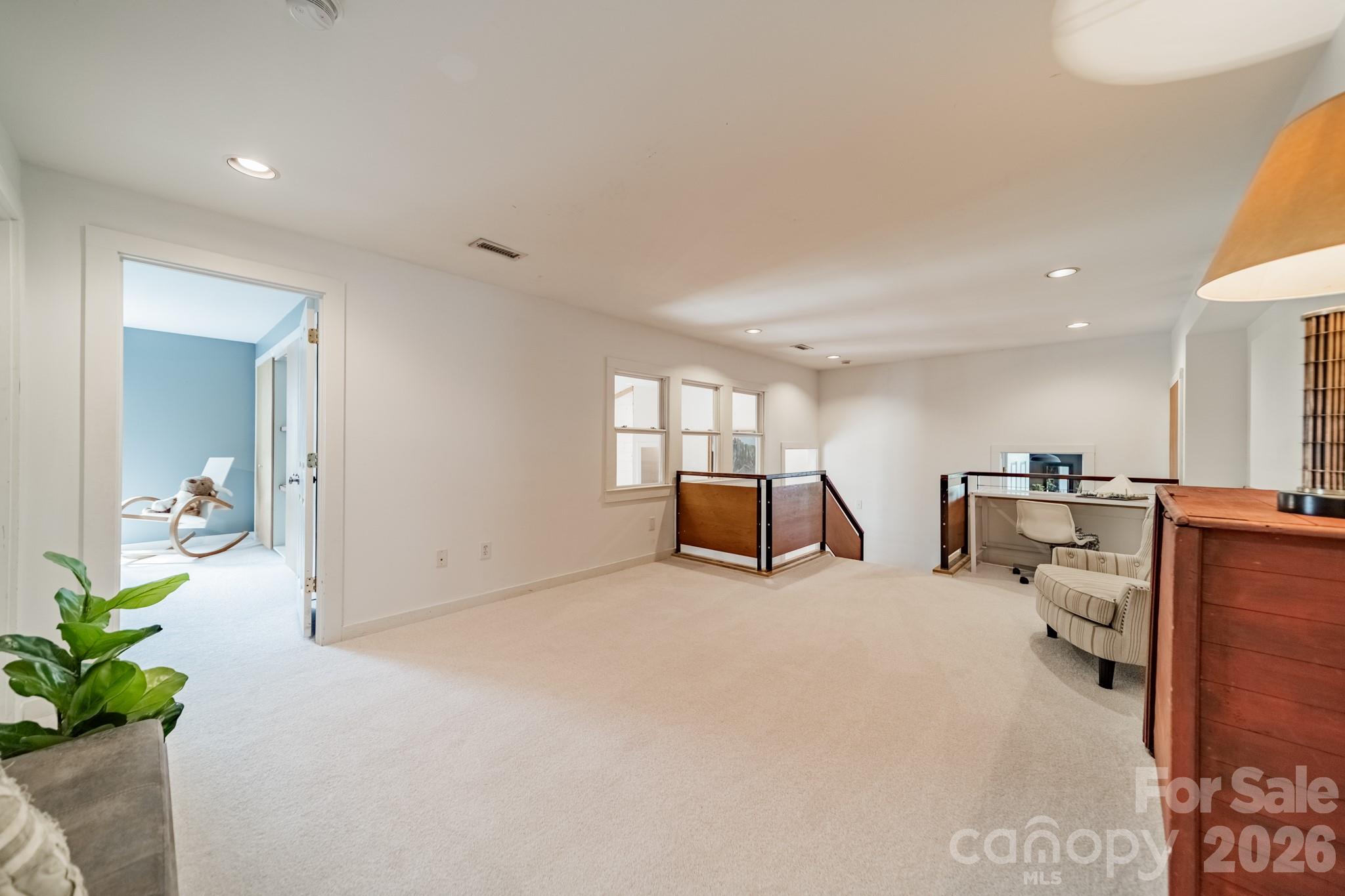 521 Forest Lane