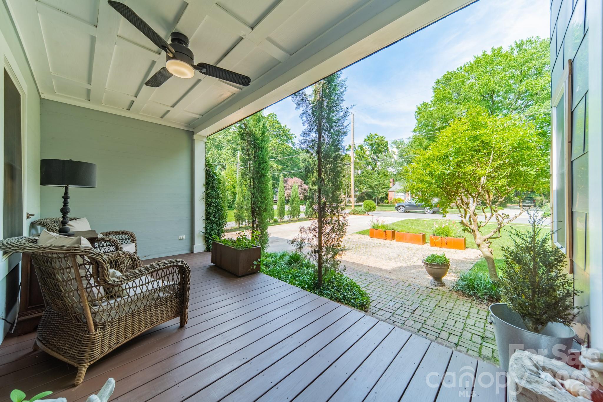 521 Forest Lane