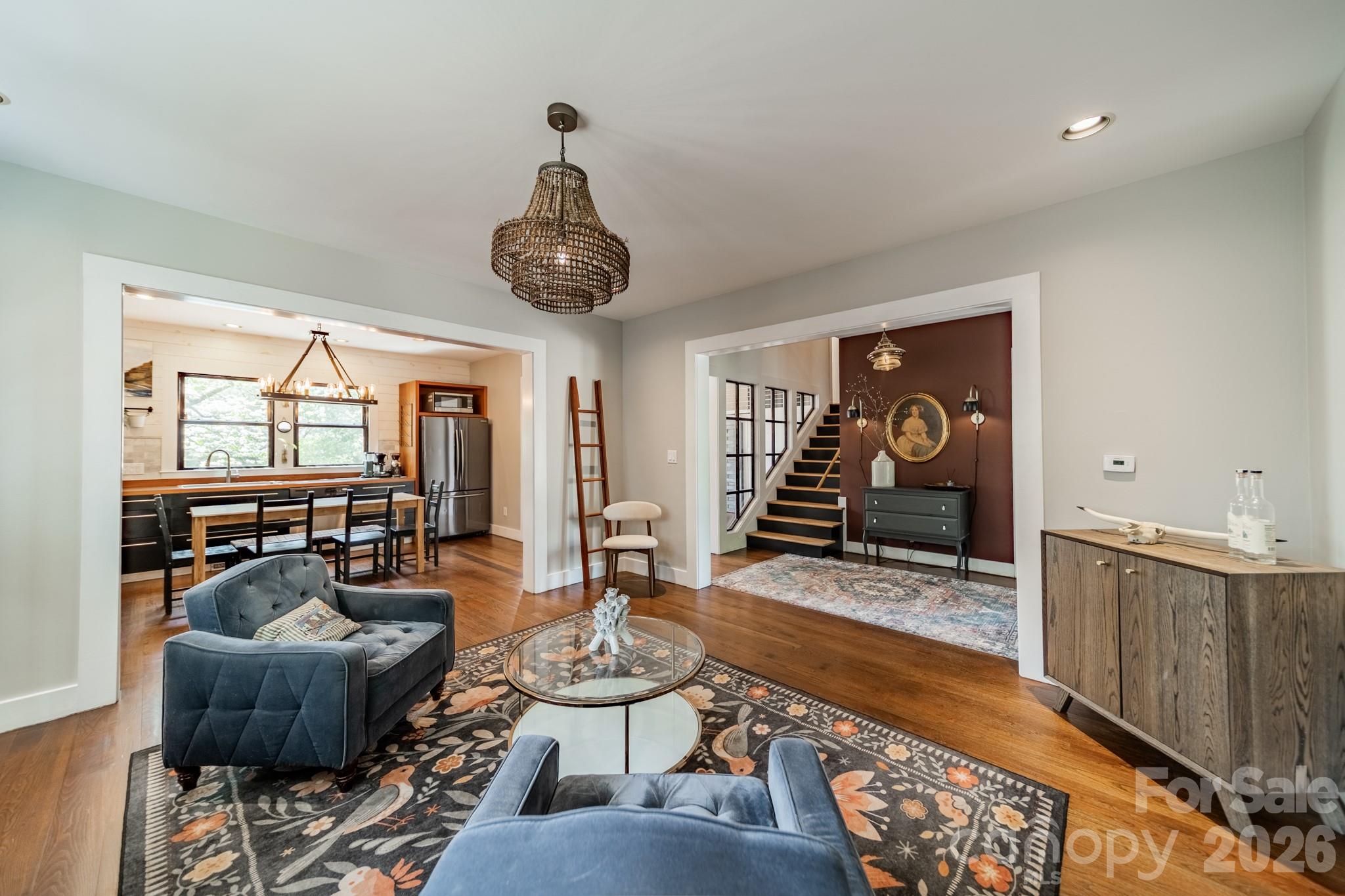 521 Forest Lane